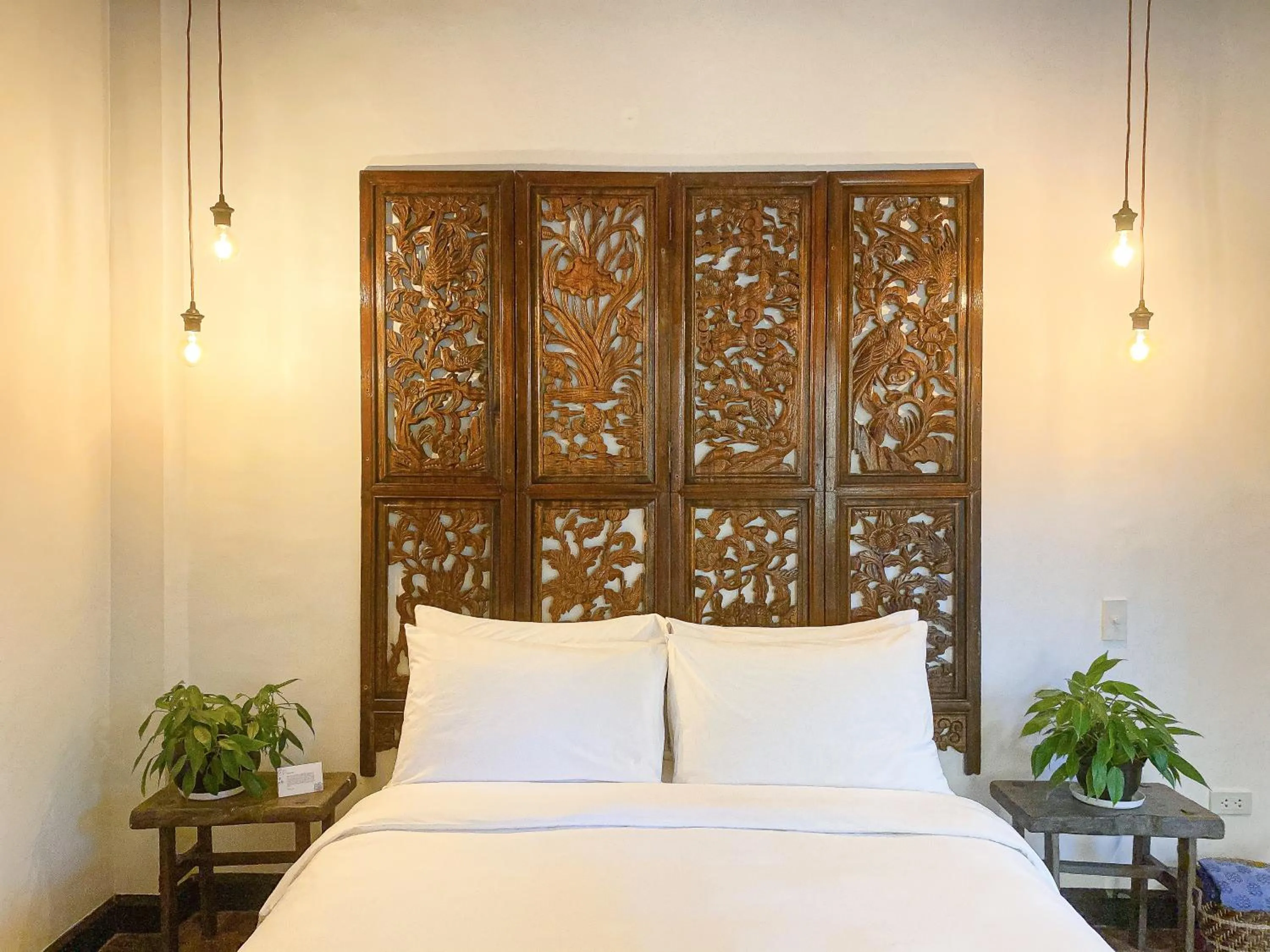 Bed in Nuuk Taal Lake