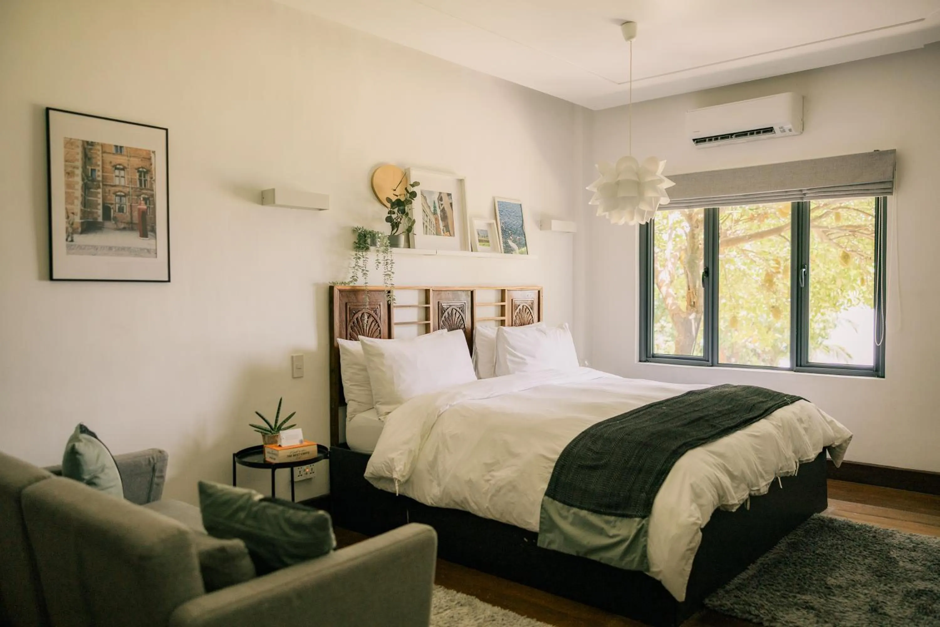 Bedroom, Bed in Nuuk Taal Lake