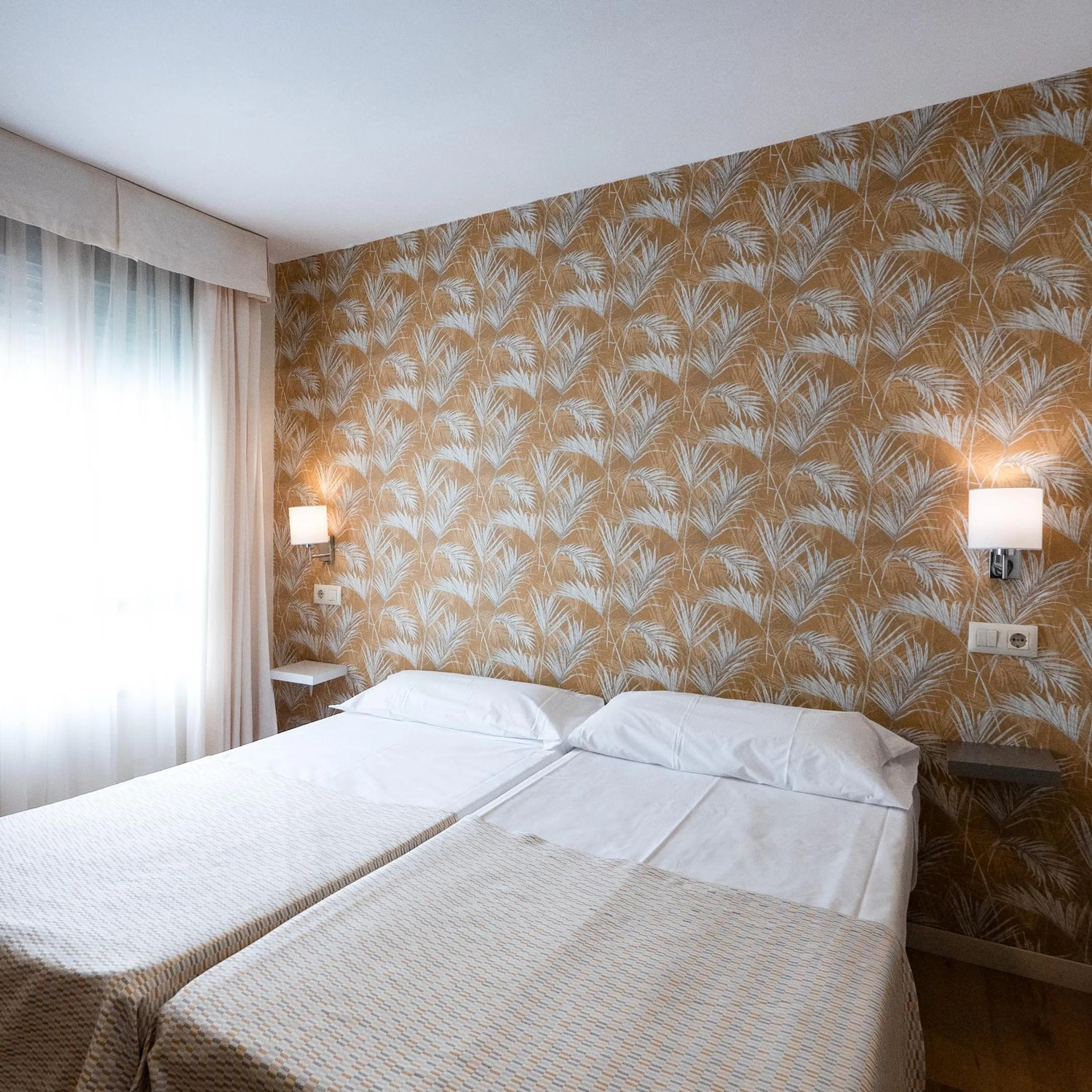 Photo of the whole room, Bed in Hotel Plaza Santa Lucía