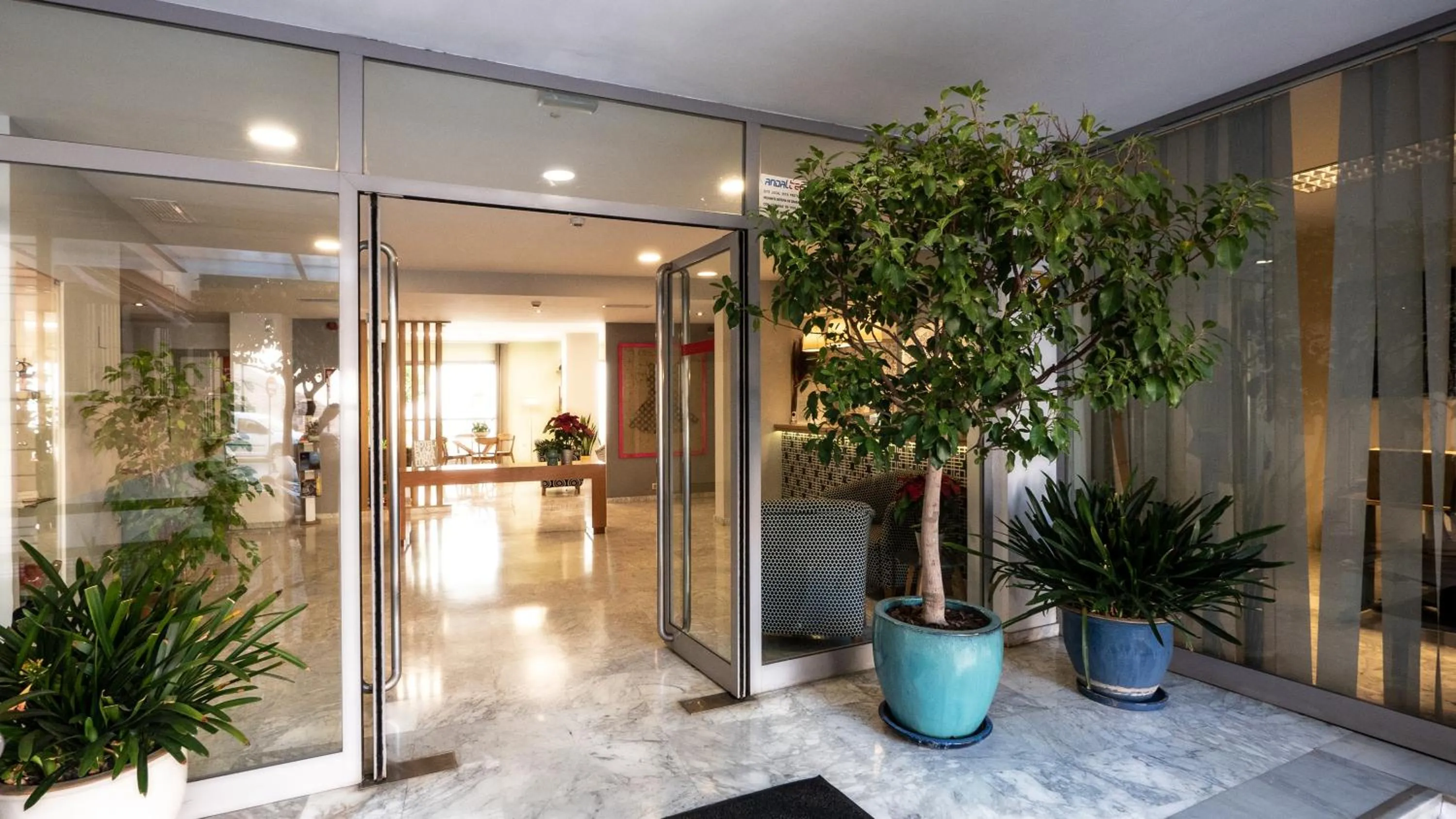 Facade/entrance in Hotel Plaza Santa Lucía