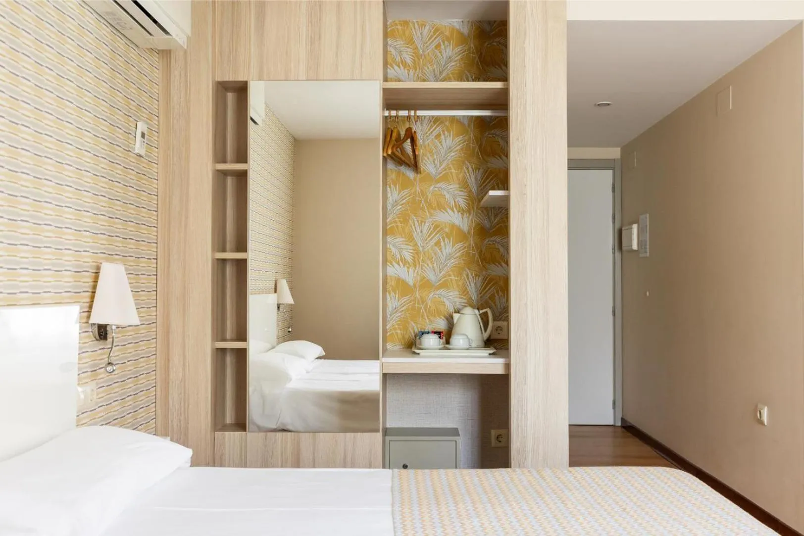 Bedroom, Bed in Colectia Hotel Santa Lucía