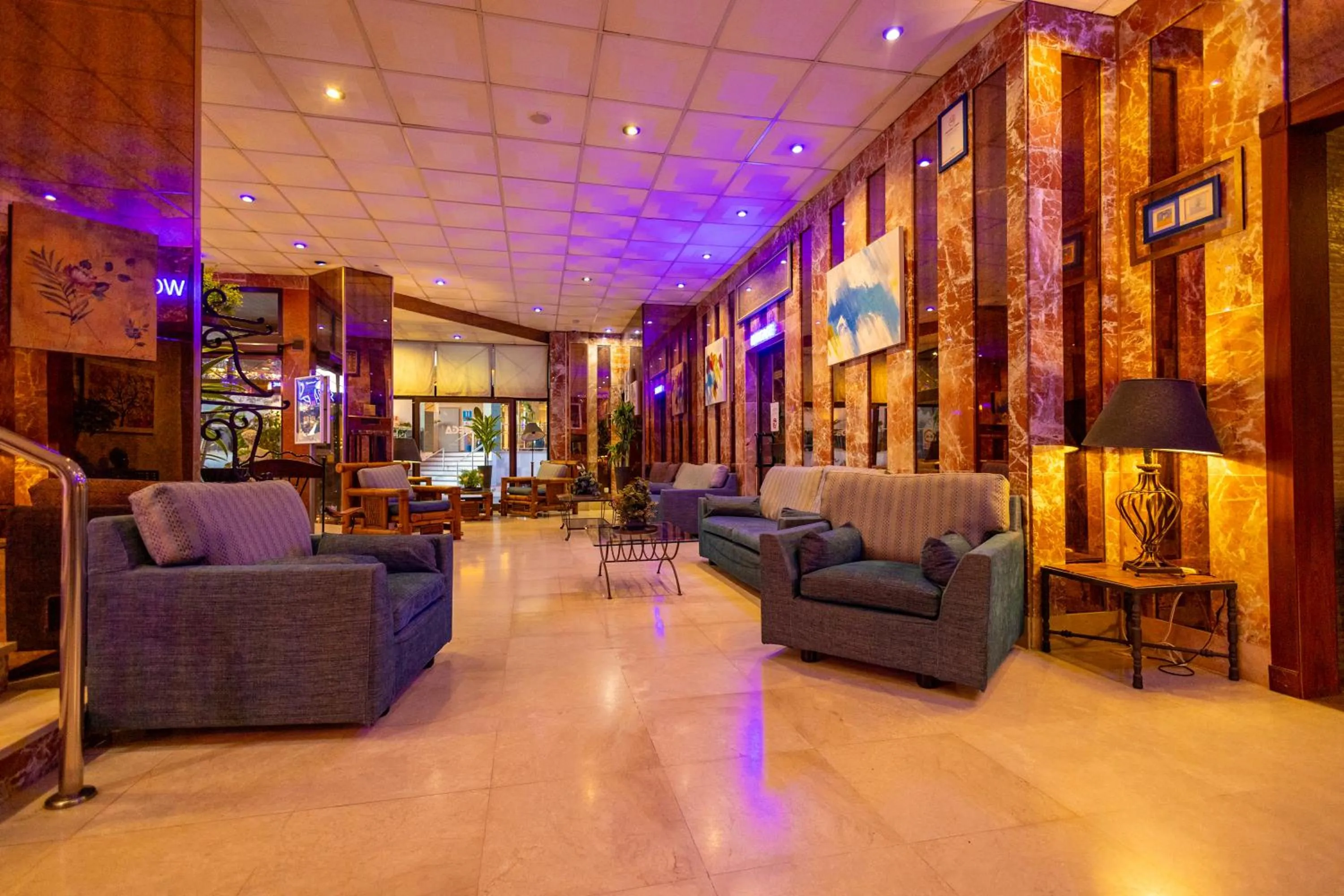 Apartamentos La Jabega