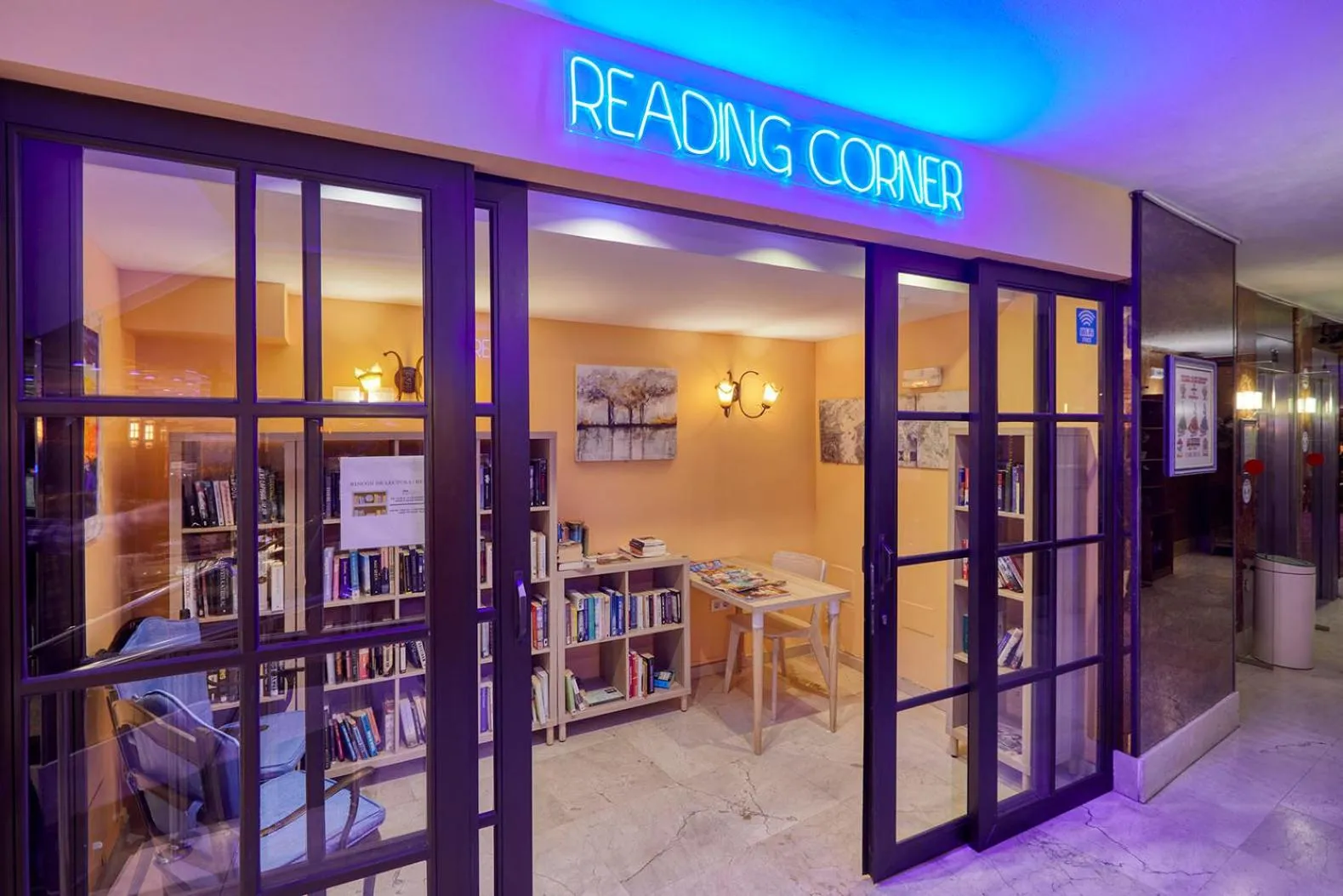 Property building in Apartamentos La Jabega