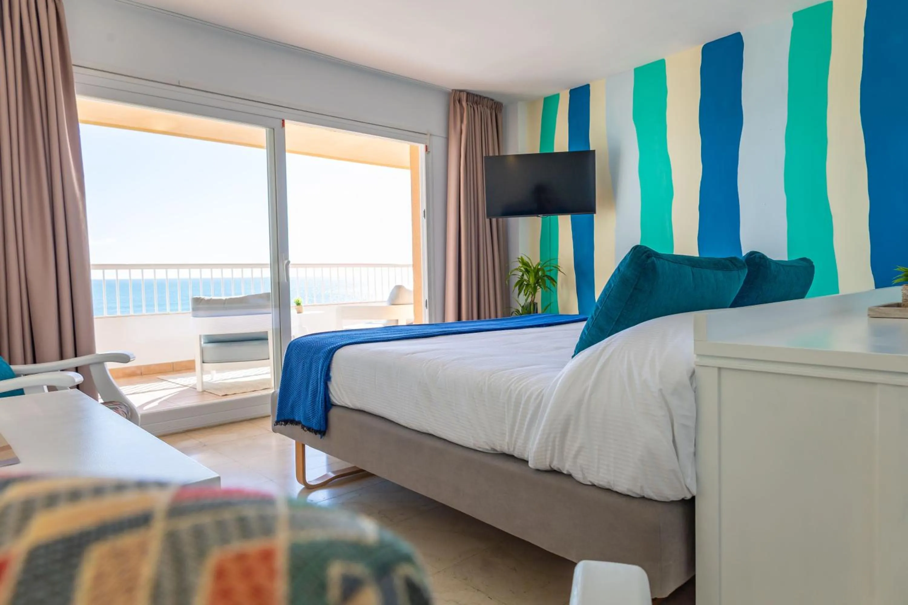 Bed in Apartamentos La Jabega