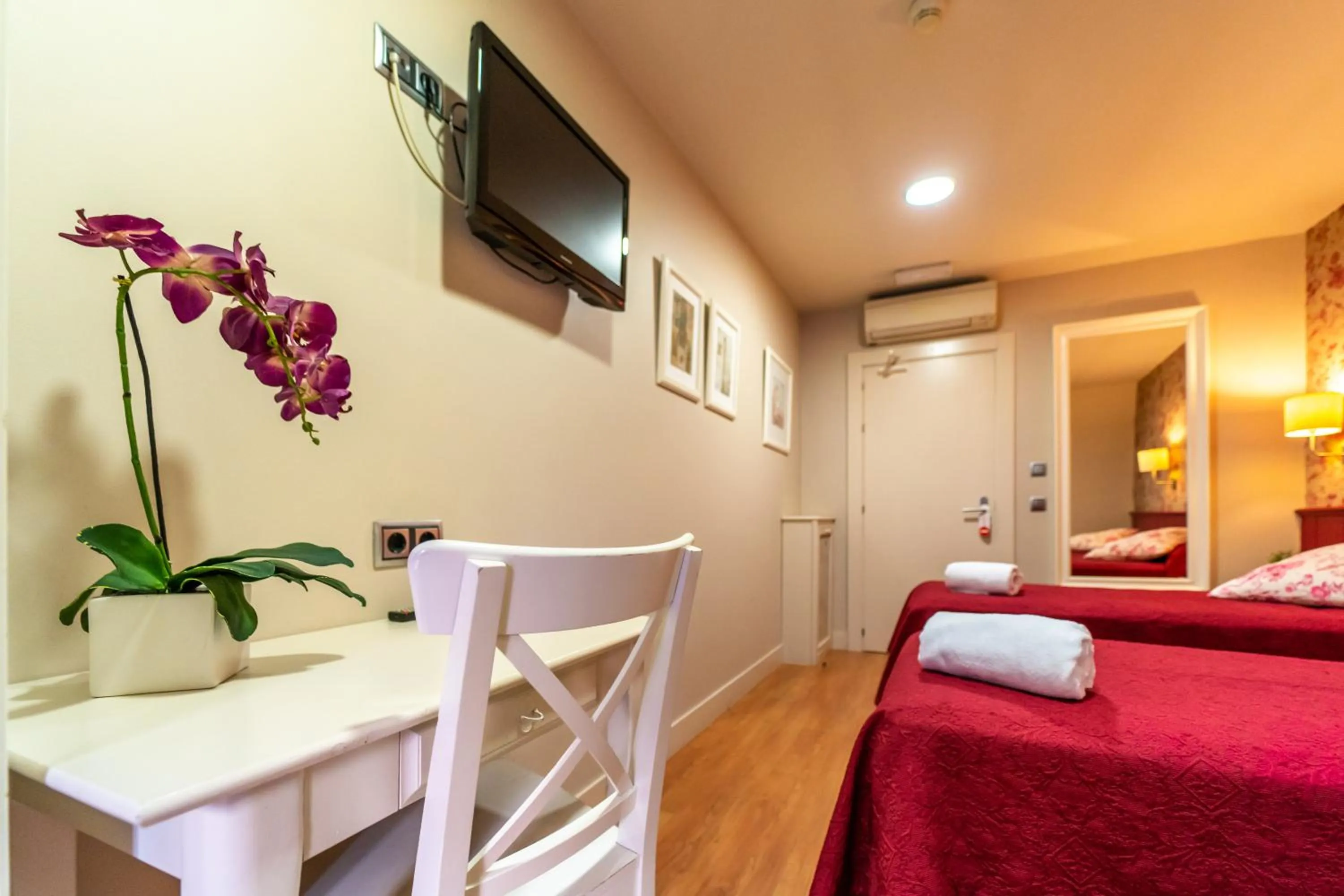 Bed in Hostal Matheu