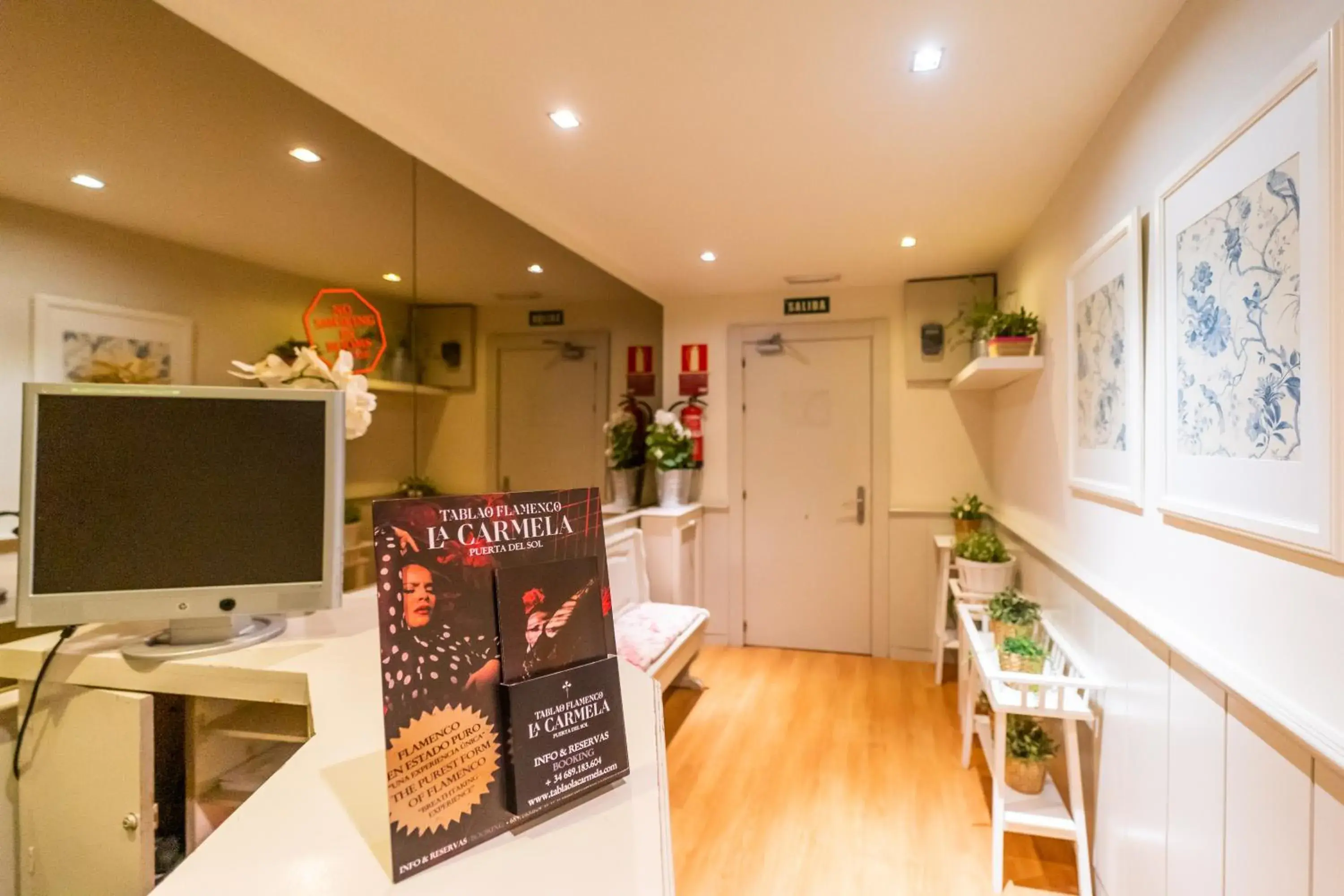 Lobby or reception in Hostal Matheu Lobby or reception in Hostal Matheu