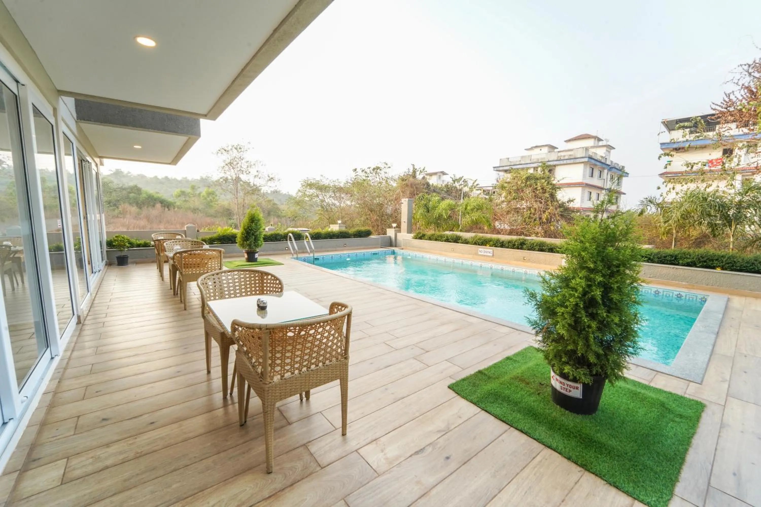 Swimming pool in Hotel Wayfarer