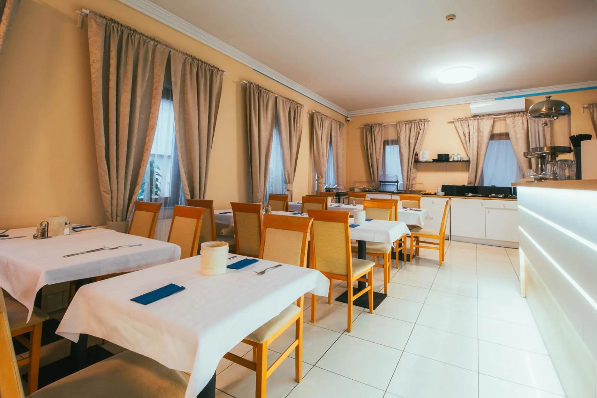 Bed in Végvári Hotel Eger