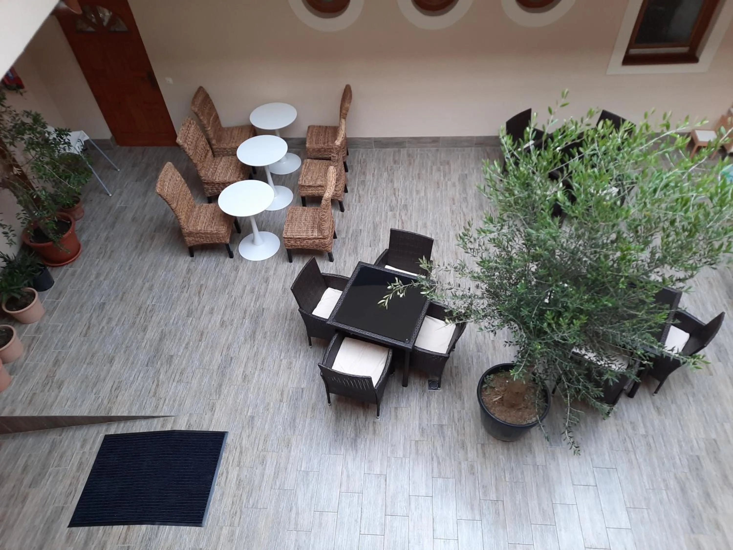 Restaurant/places to eat in Végvári Hotel Eger