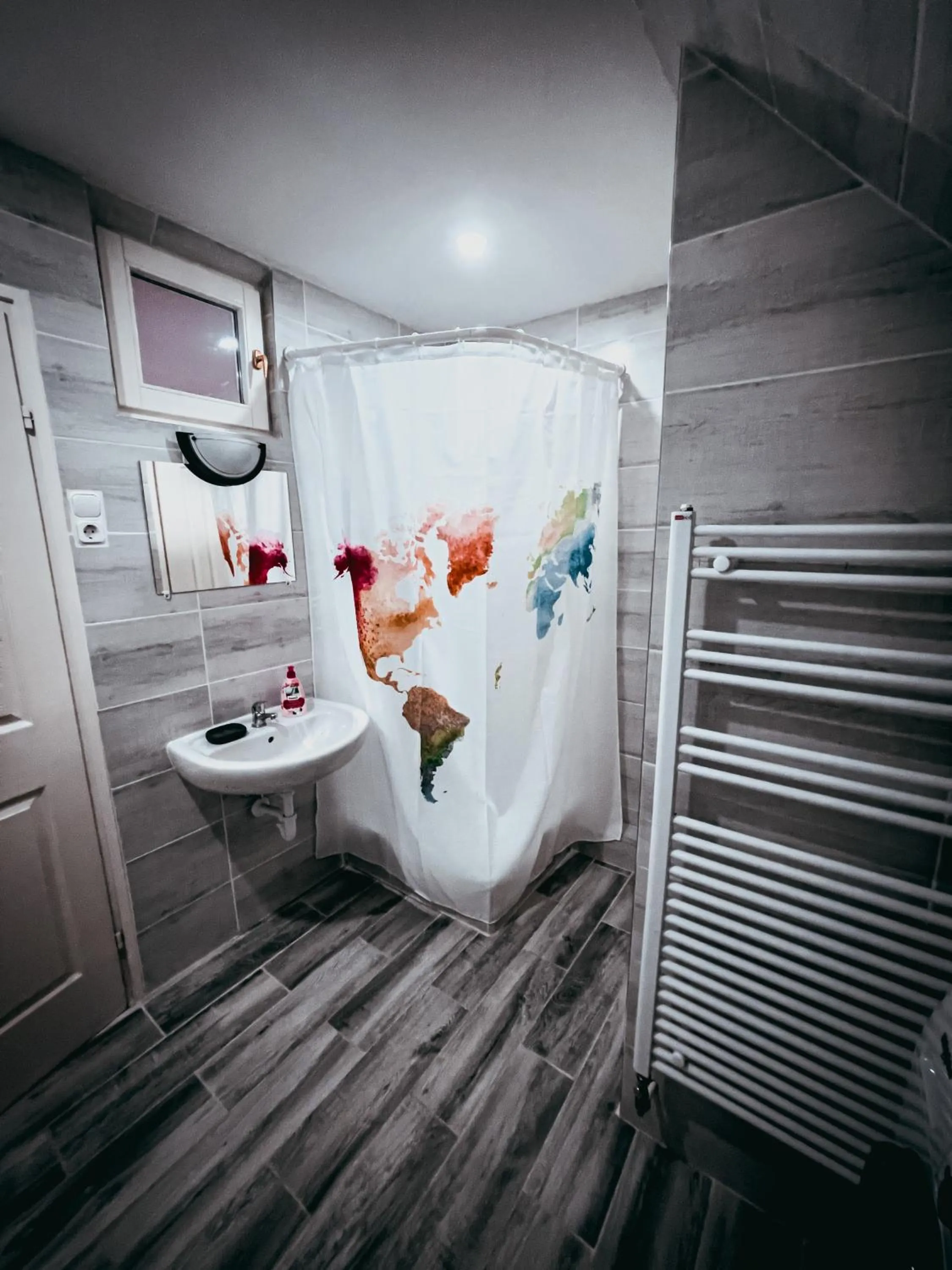 Shower in Végvári Hotel Eger