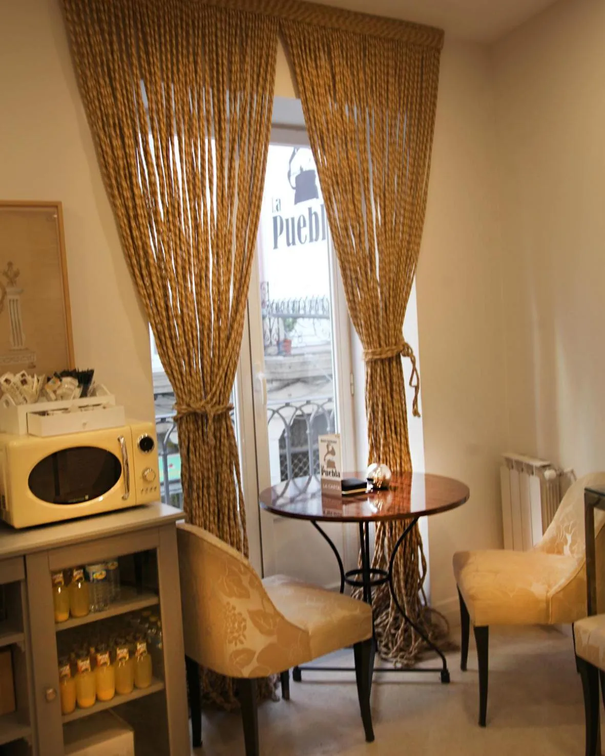 Living room in Hotel Cuéntame La Puebla