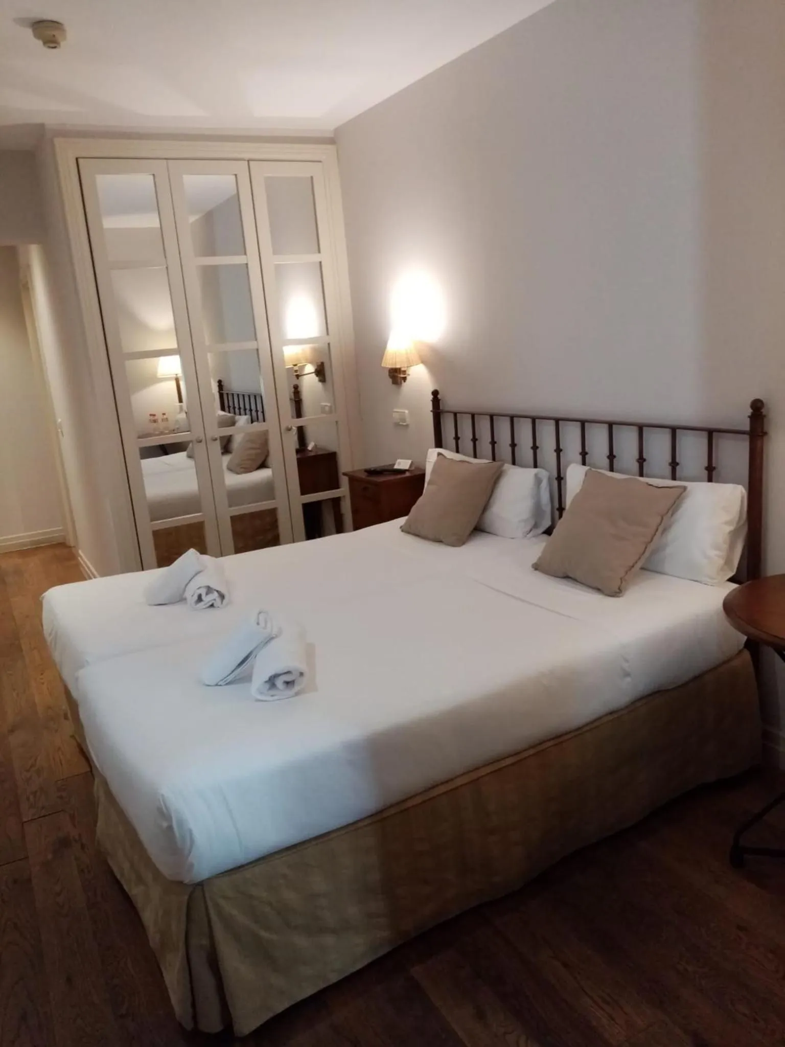 Bed in Hotel Cuéntame La Puebla