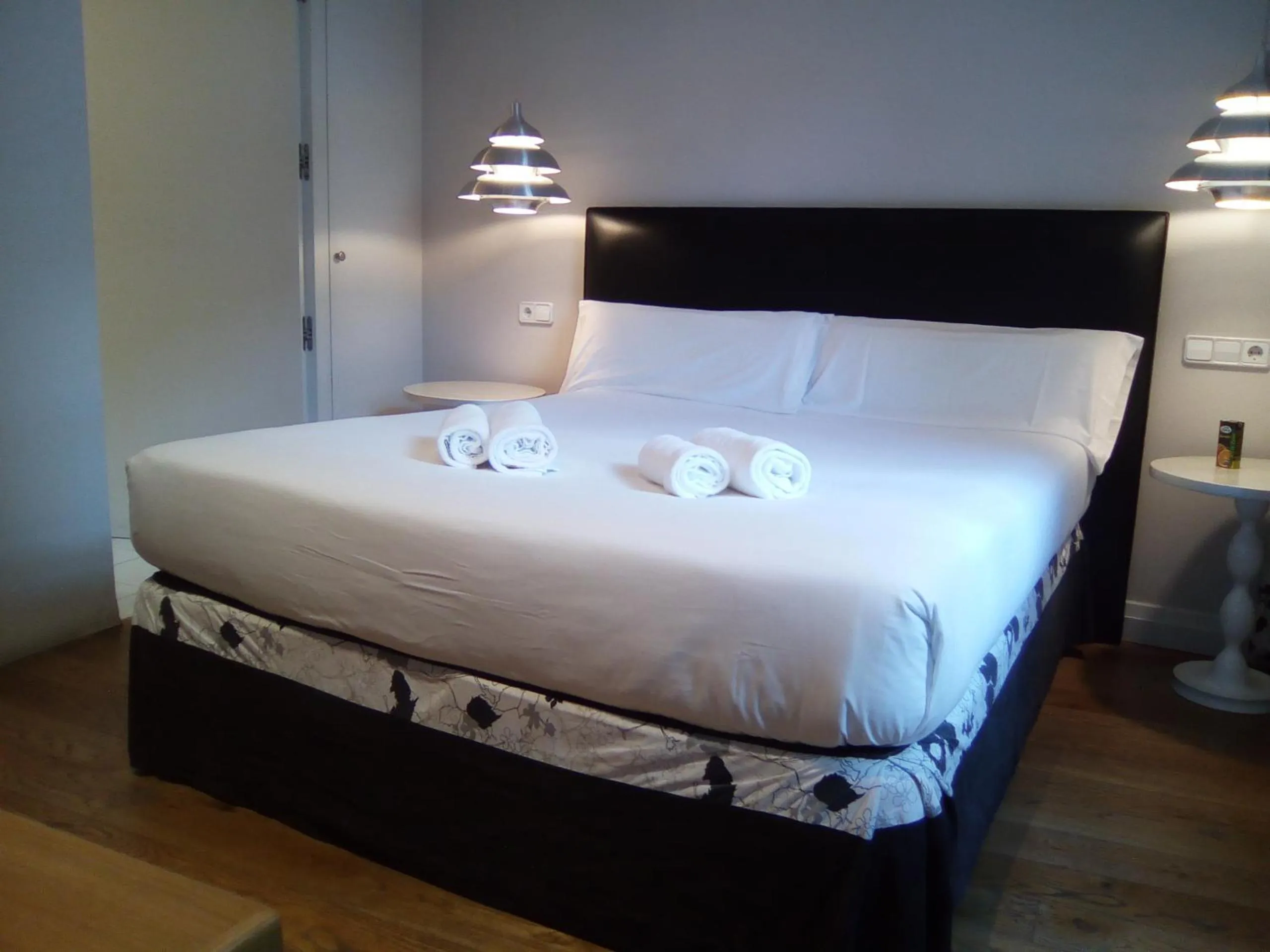 Photo of the whole room, Bed in Hotel Cuéntame La Puebla