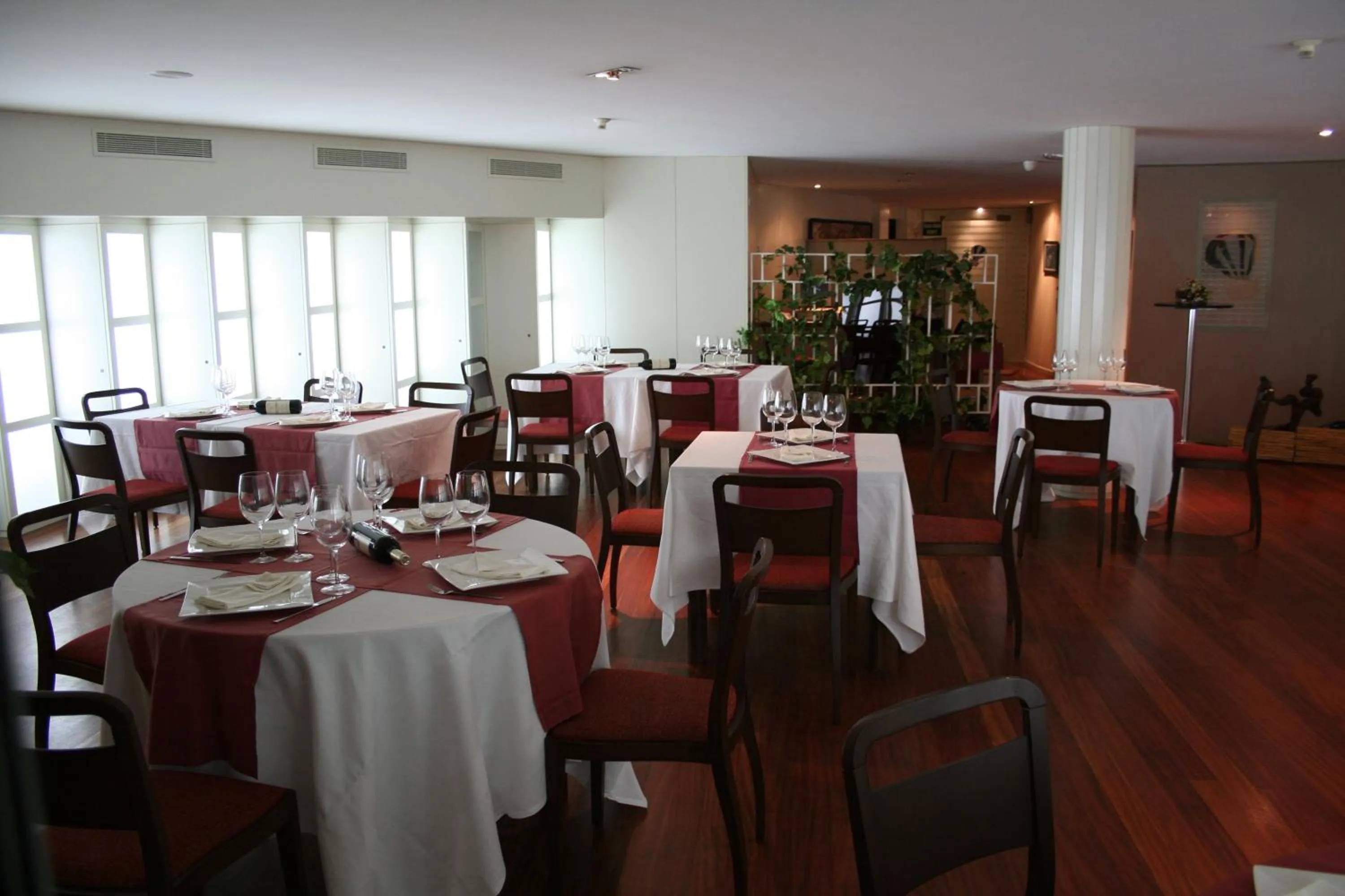 Restaurant/places to eat in Hotel Villa De Betanzos