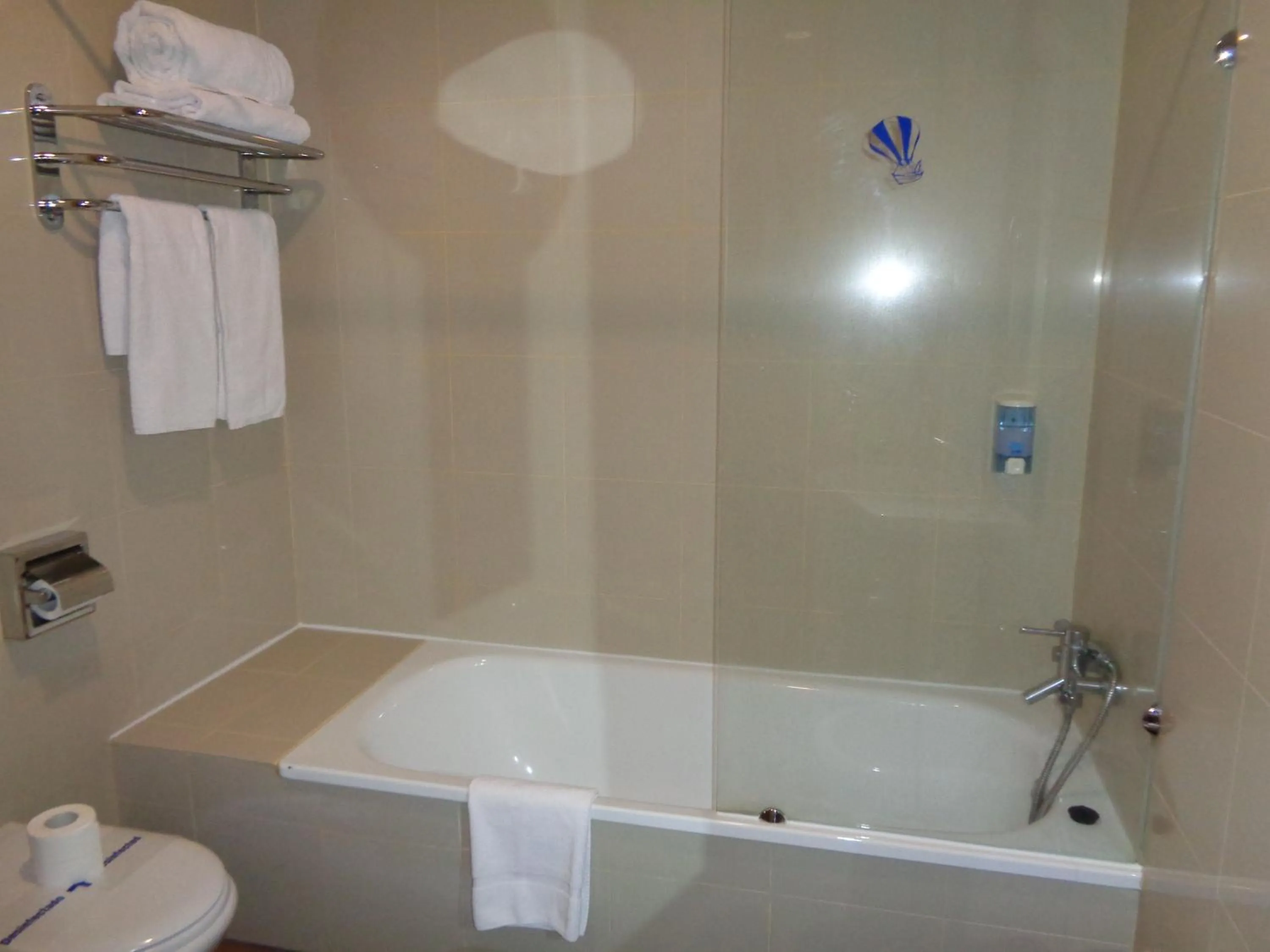 Toilet in Hotel Villa De Betanzos