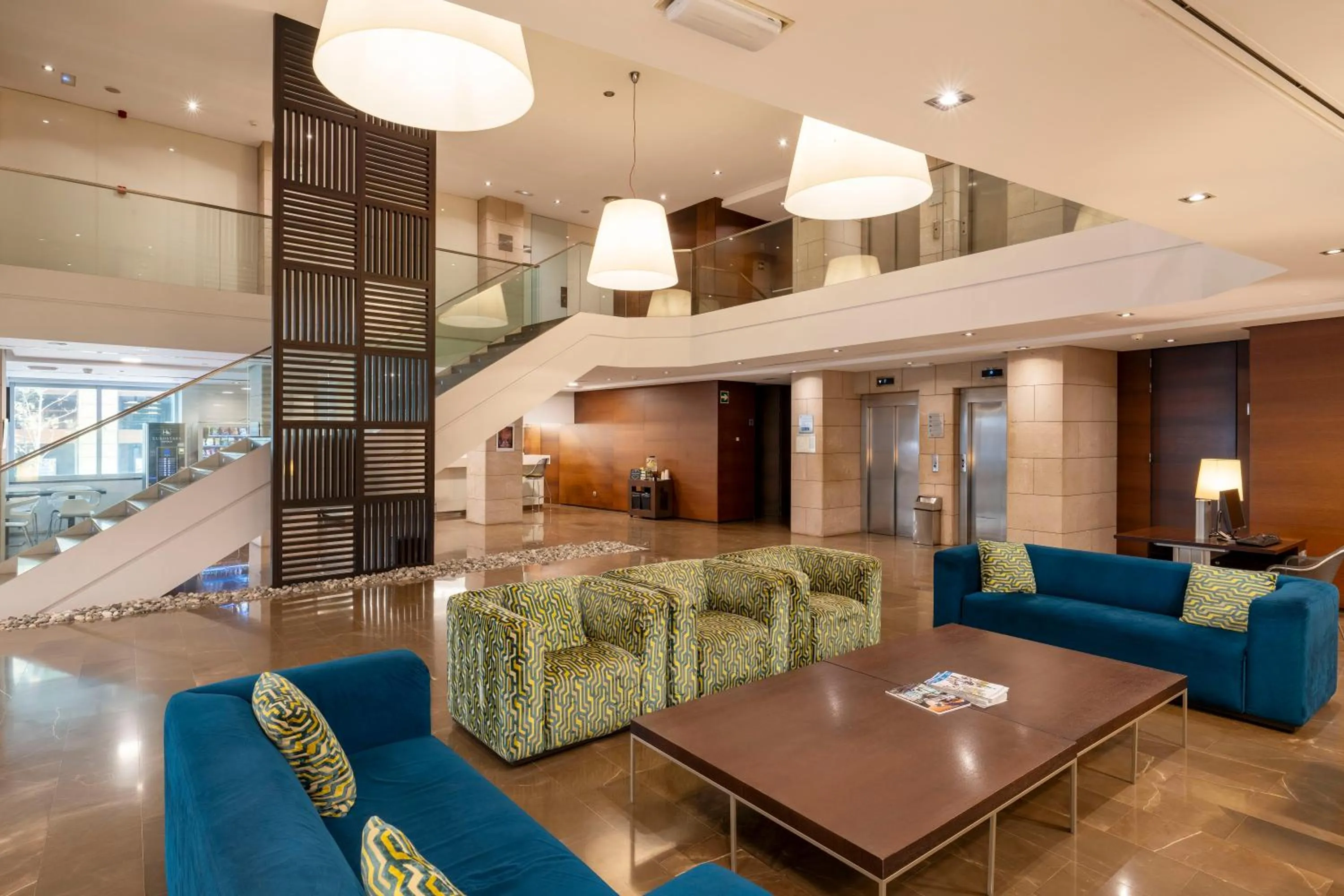 Lobby or reception in Eurostars Lucentum