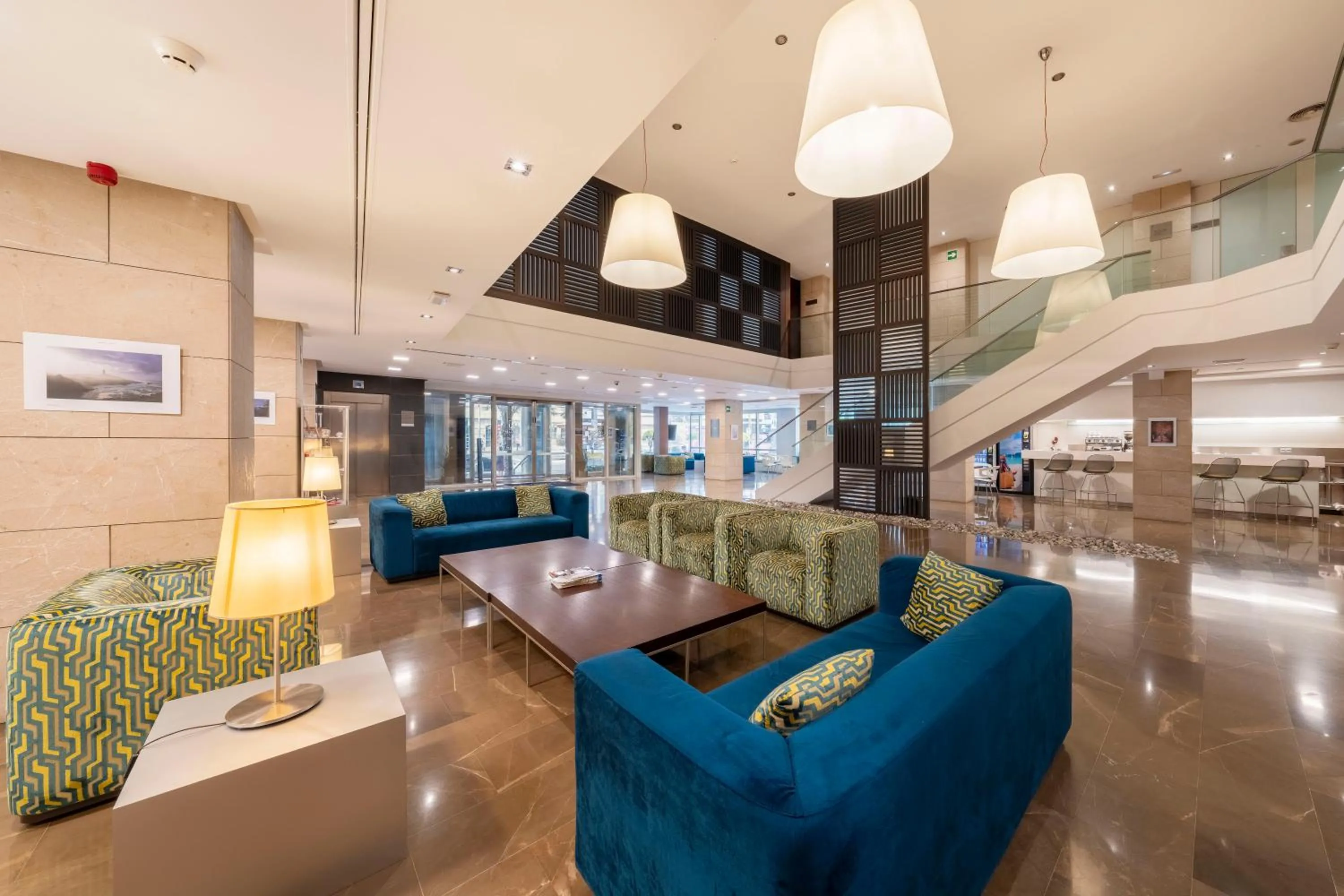 Lobby or reception in Eurostars Lucentum