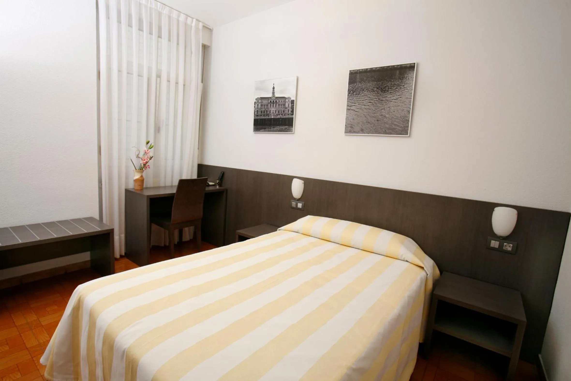 Photo of the whole room, Bed in Hotel Ripa