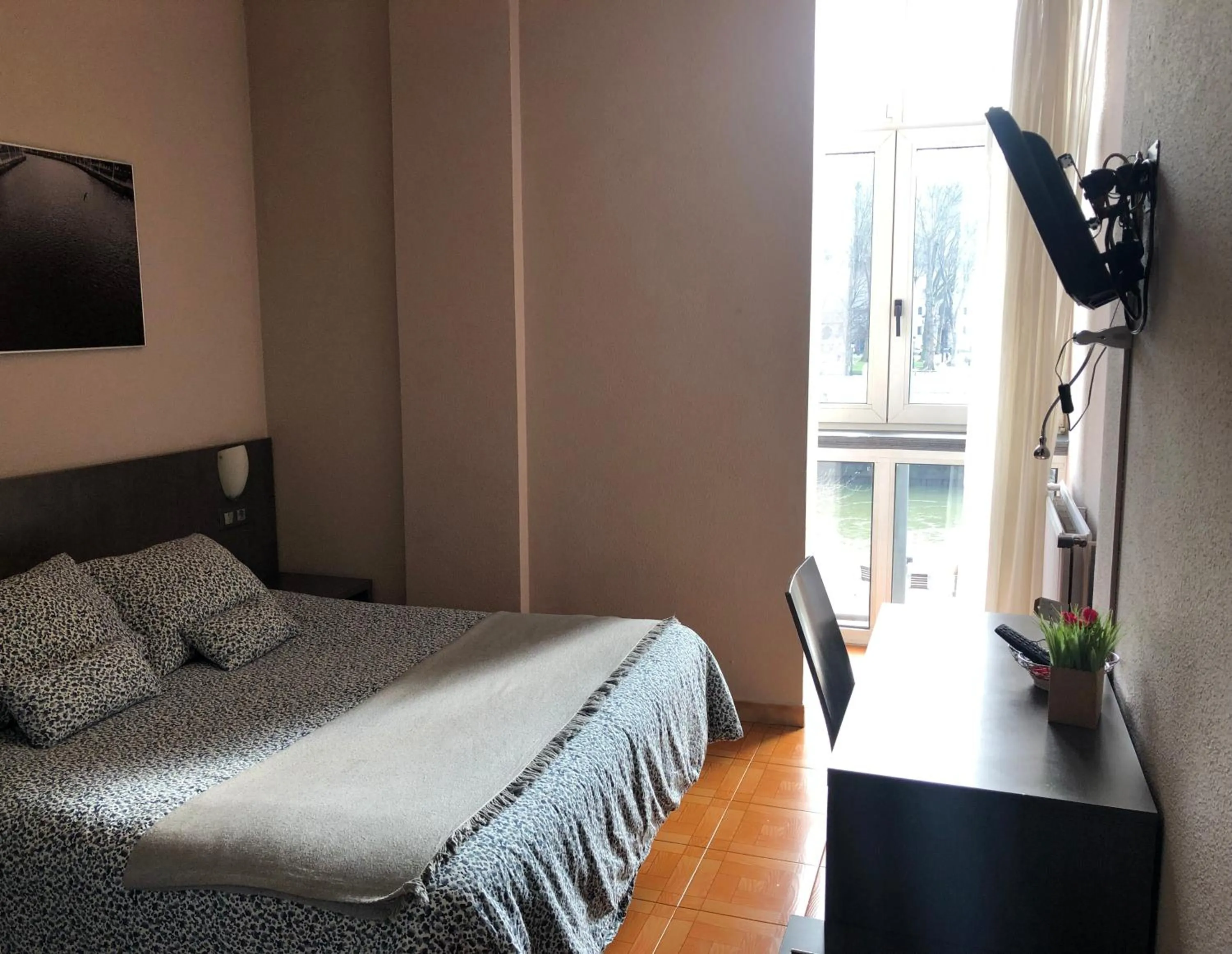 Photo of the whole room, Bed in Hotel Ripa