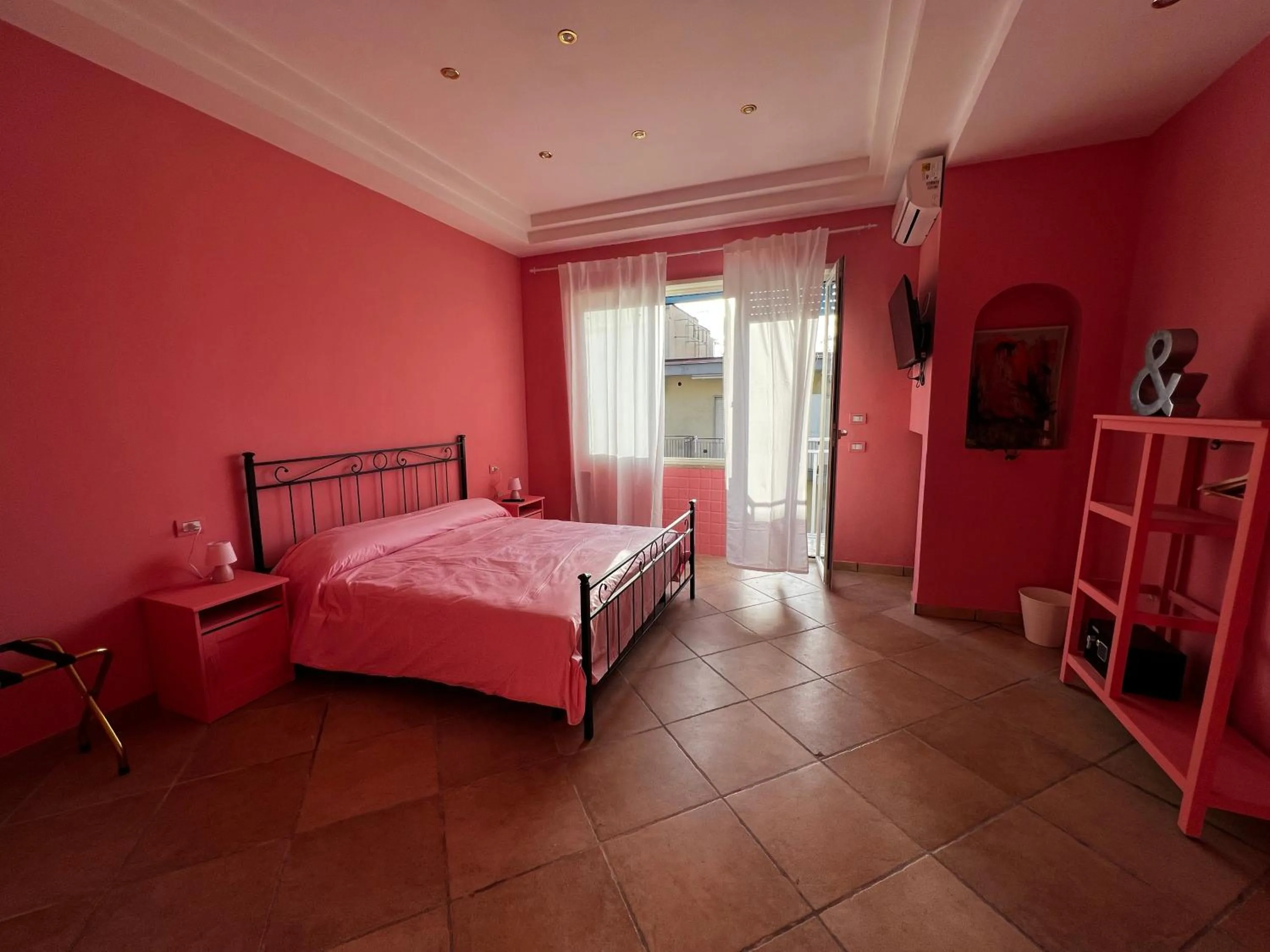 Bed in RaRoom Colors