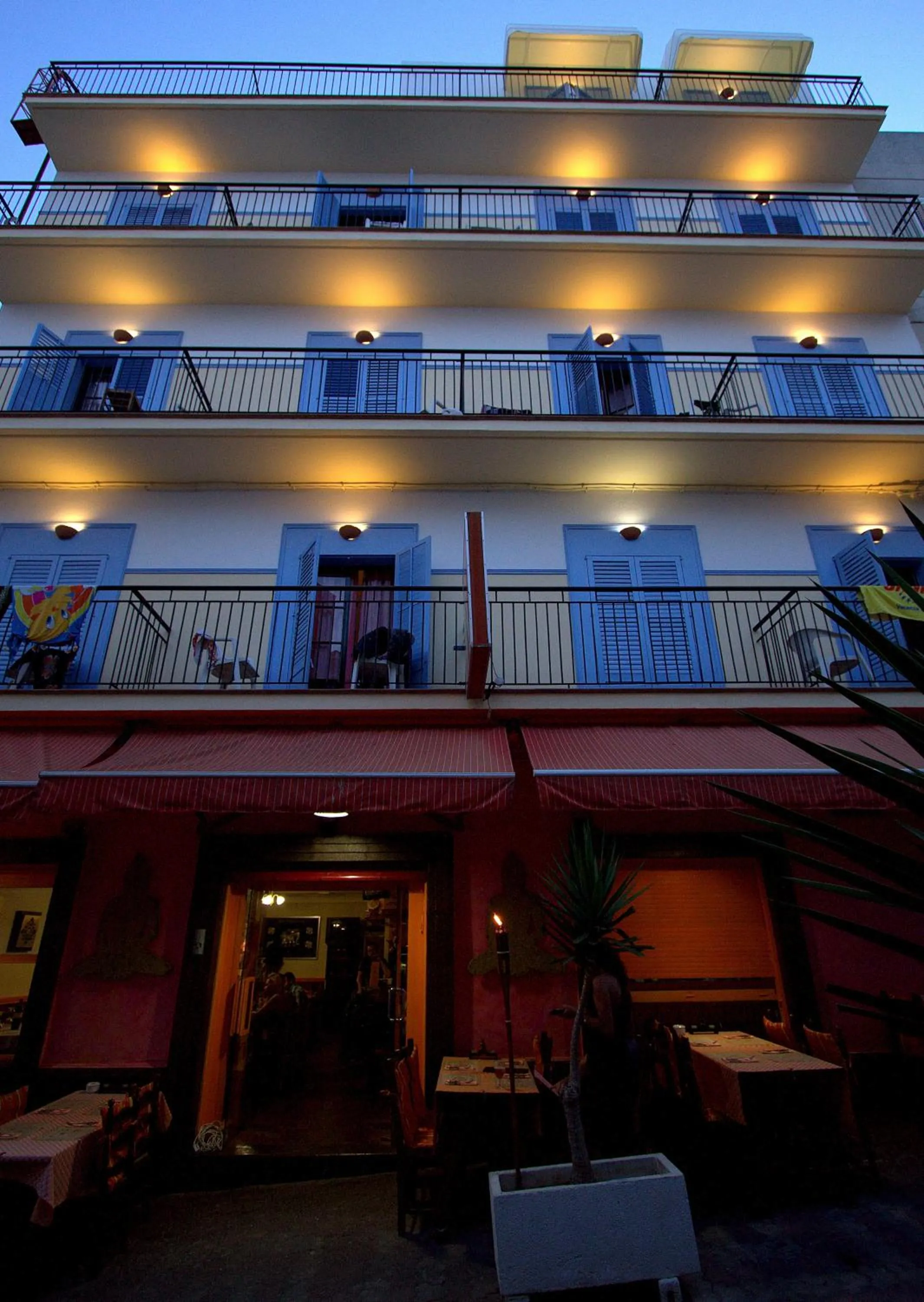 Property building in Hostal Ferrer