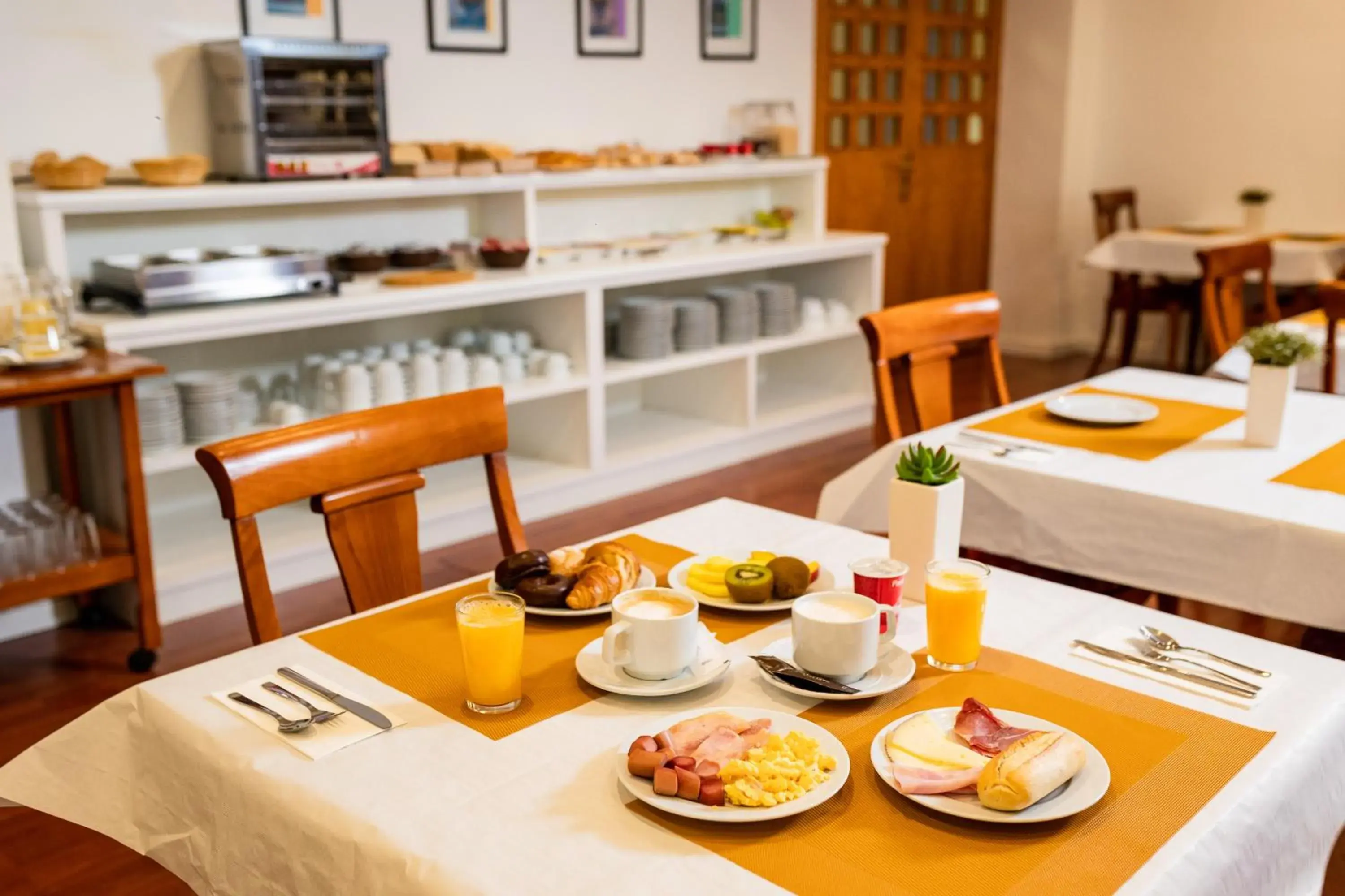 Breakfast in Hotel Villa San Juan Breakfast in Hotel Villa San Juan