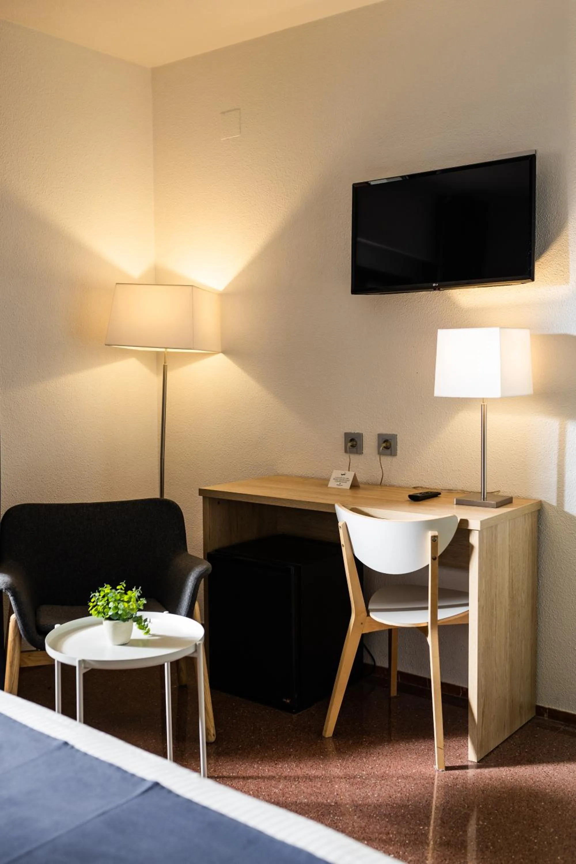 TV and multimedia, Bed in Hotel Villa San Juan