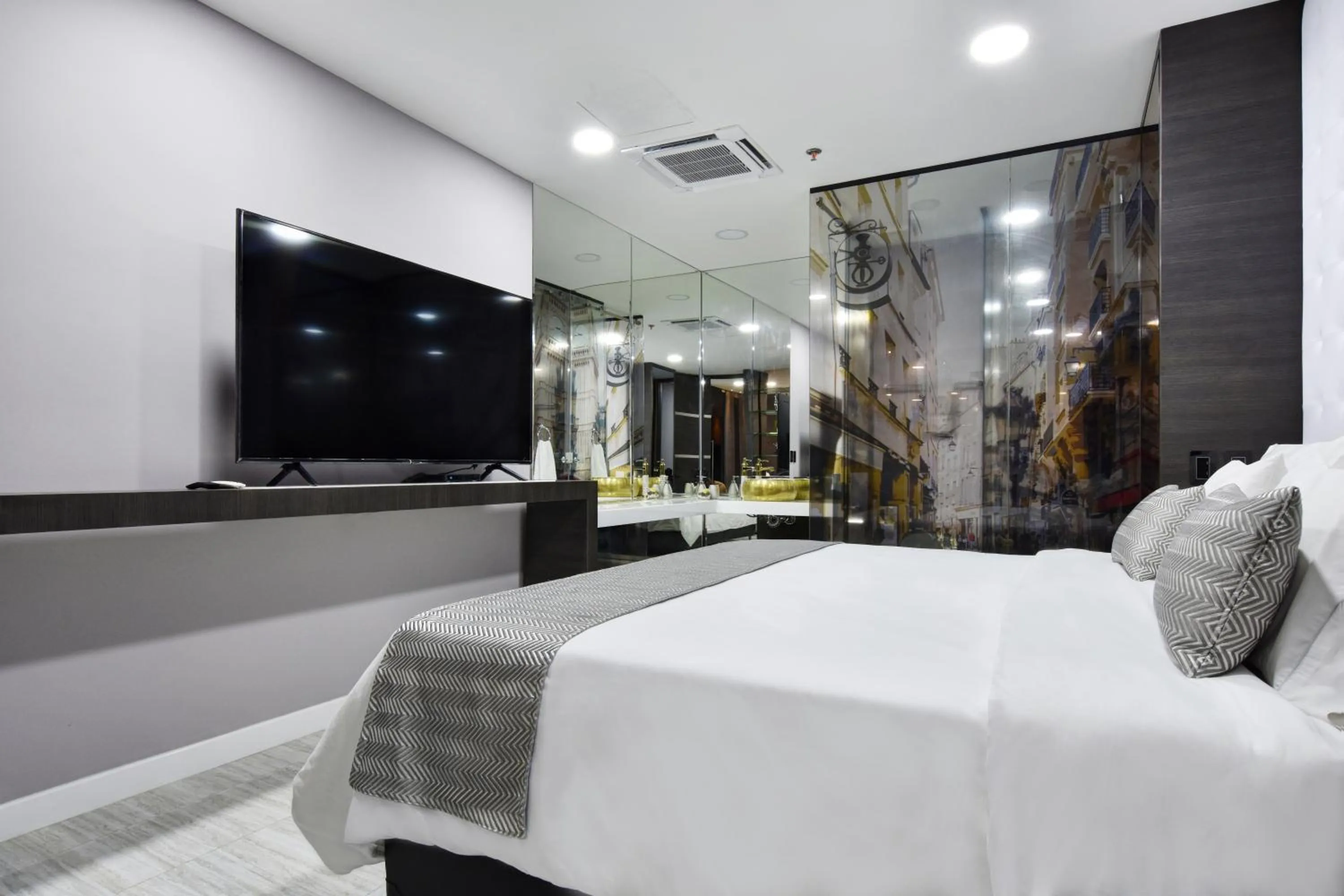 Bed in 1Million Luxury Suites