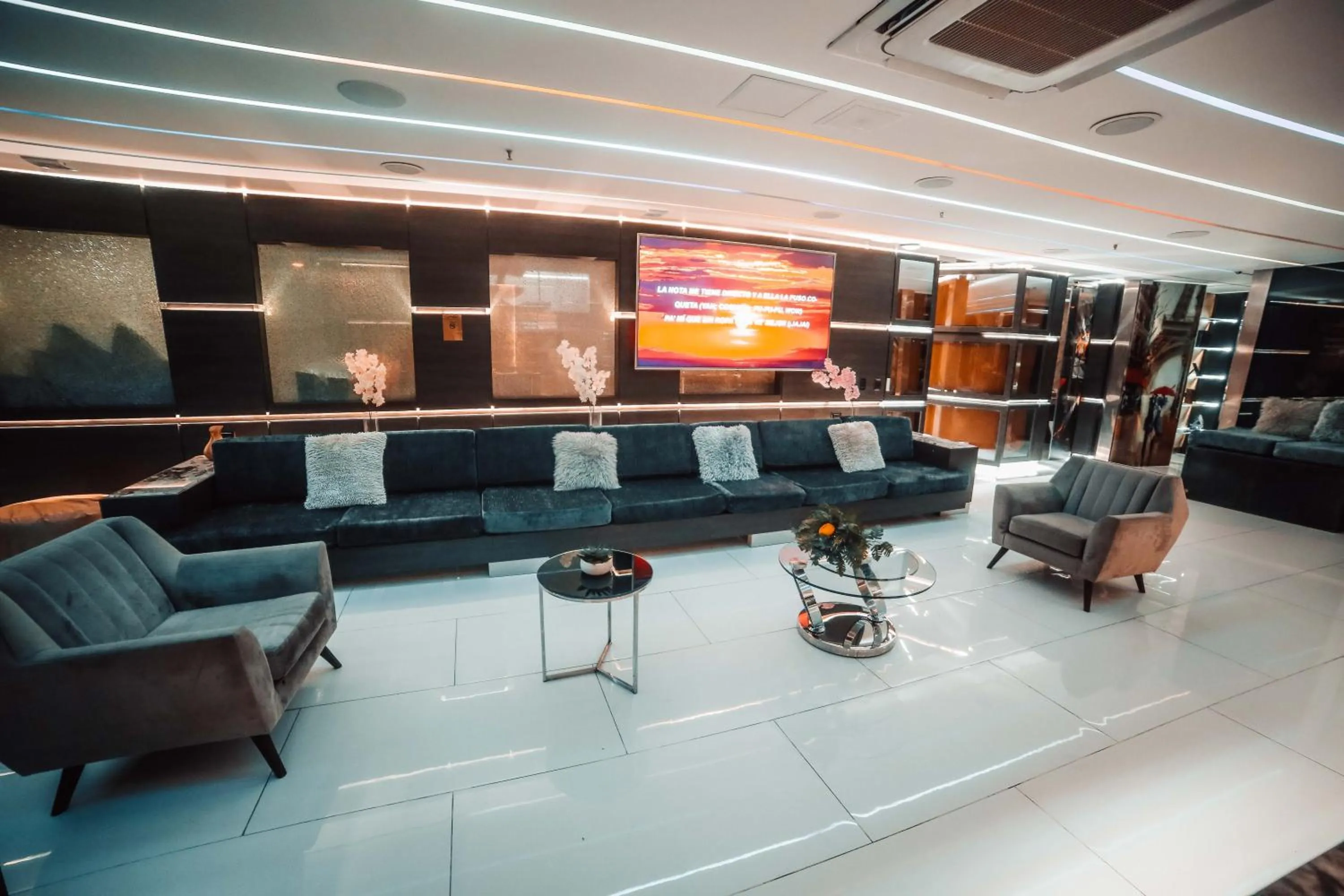TV and multimedia in 1Million Luxury Suites