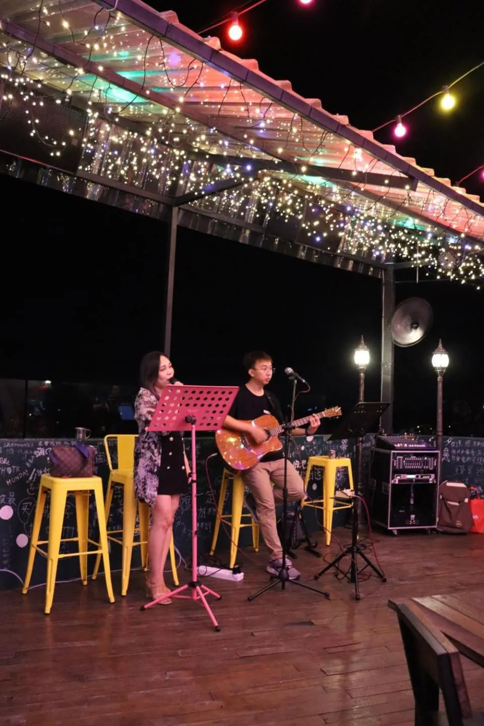 Restaurant/places to eat in Norvinton Hotel