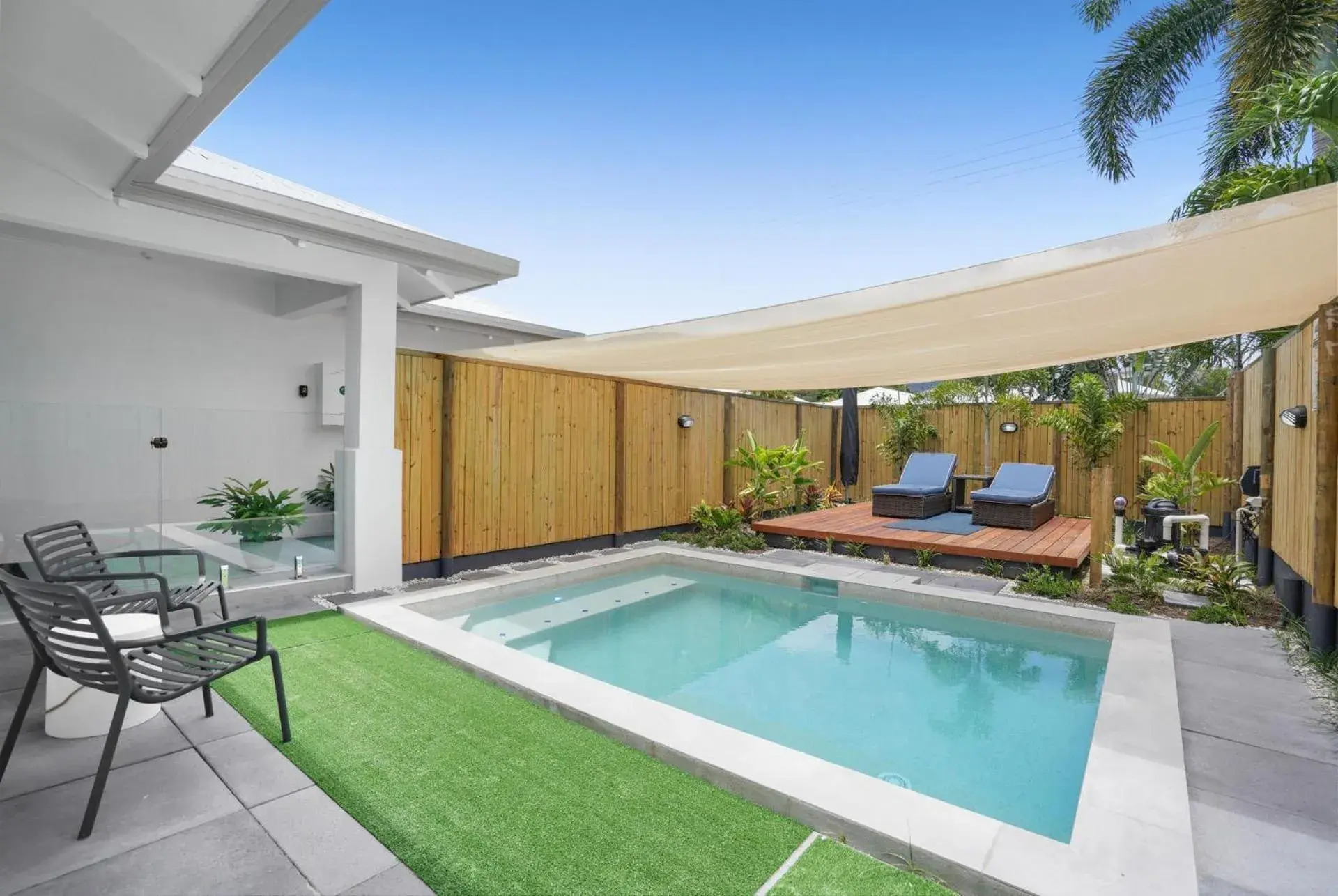 Belle Escapes 120 meters to Beach Luxury Home 7A St Crispin Belle Escapes 120 meters to Beach Luxury Home 7A St Crispin