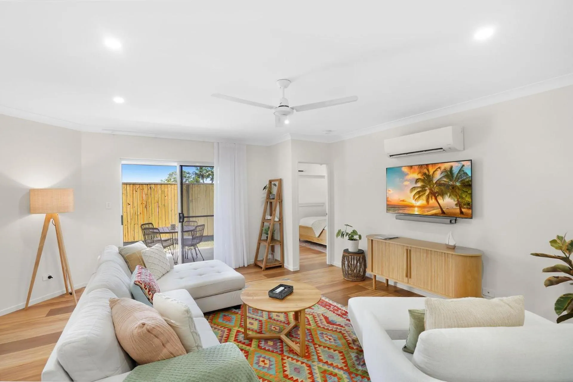 Belle Escapes 120 meters to Beach Luxury Home 7A St Crispin