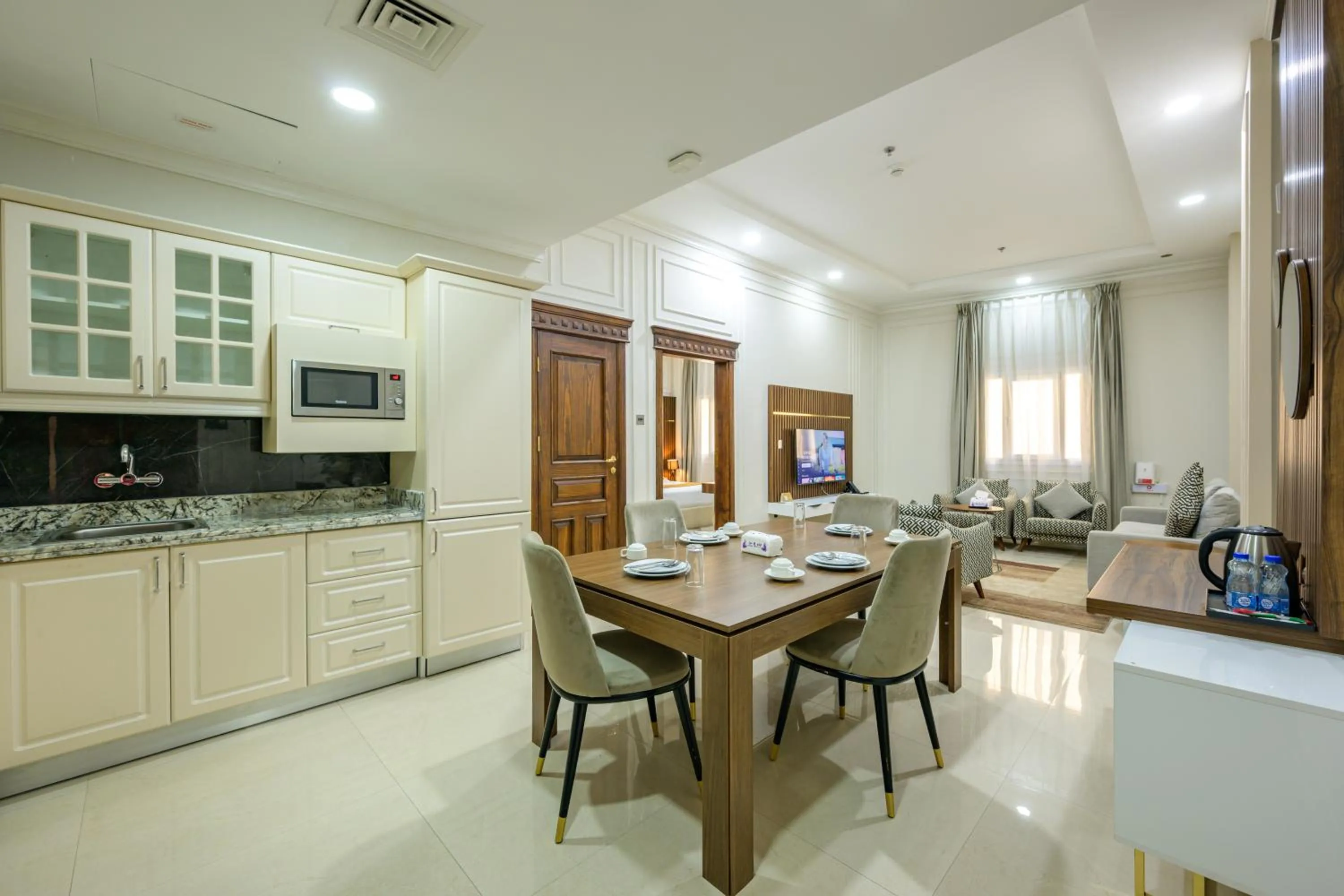Living room in Abraj Royal Hotel