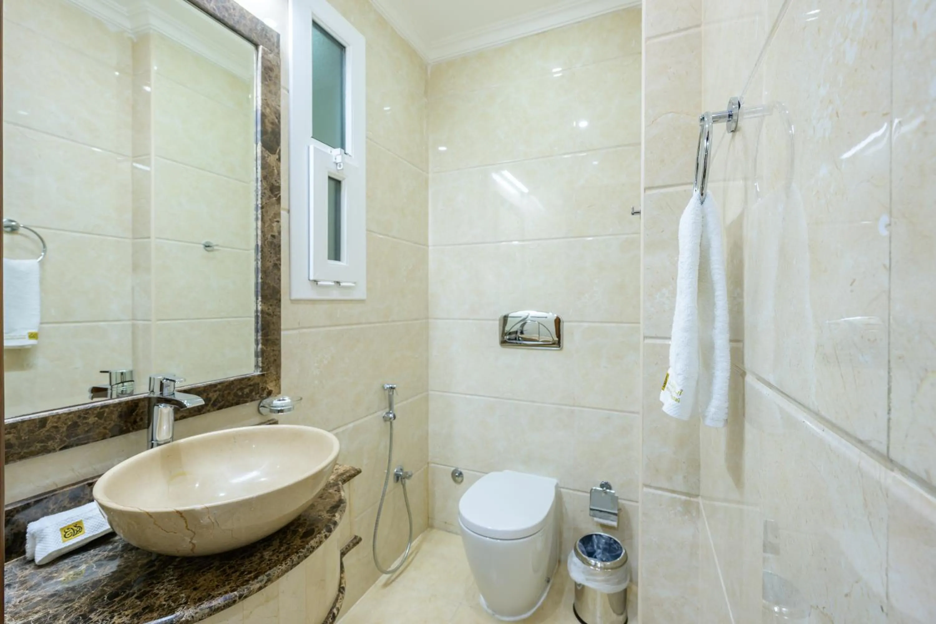 Toilet in Abraj Royal Hotel