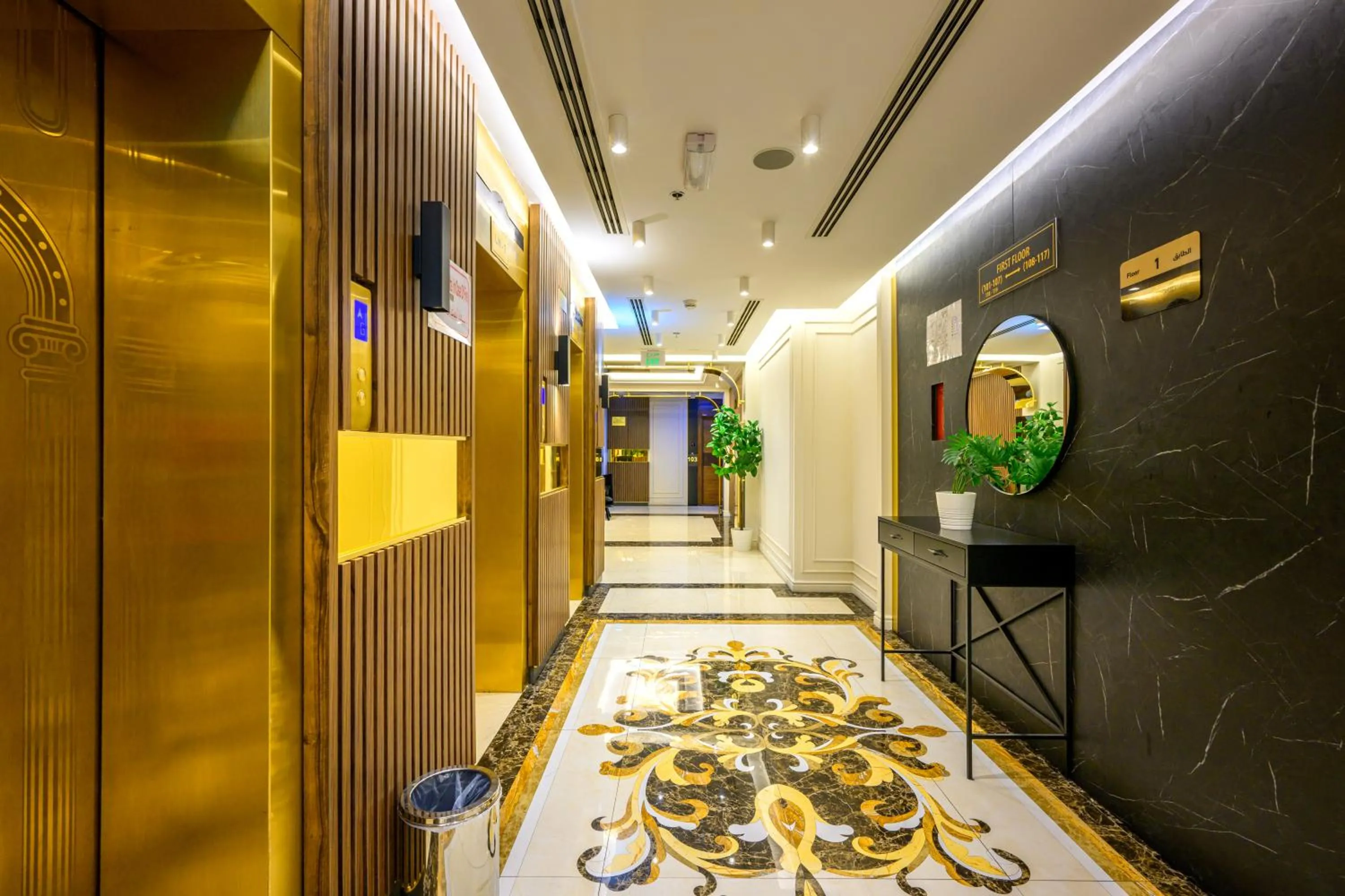 elevator in Abraj Royal Hotel