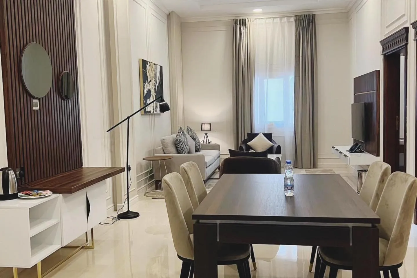 Queen Suite in Abraj Royal Hotel
