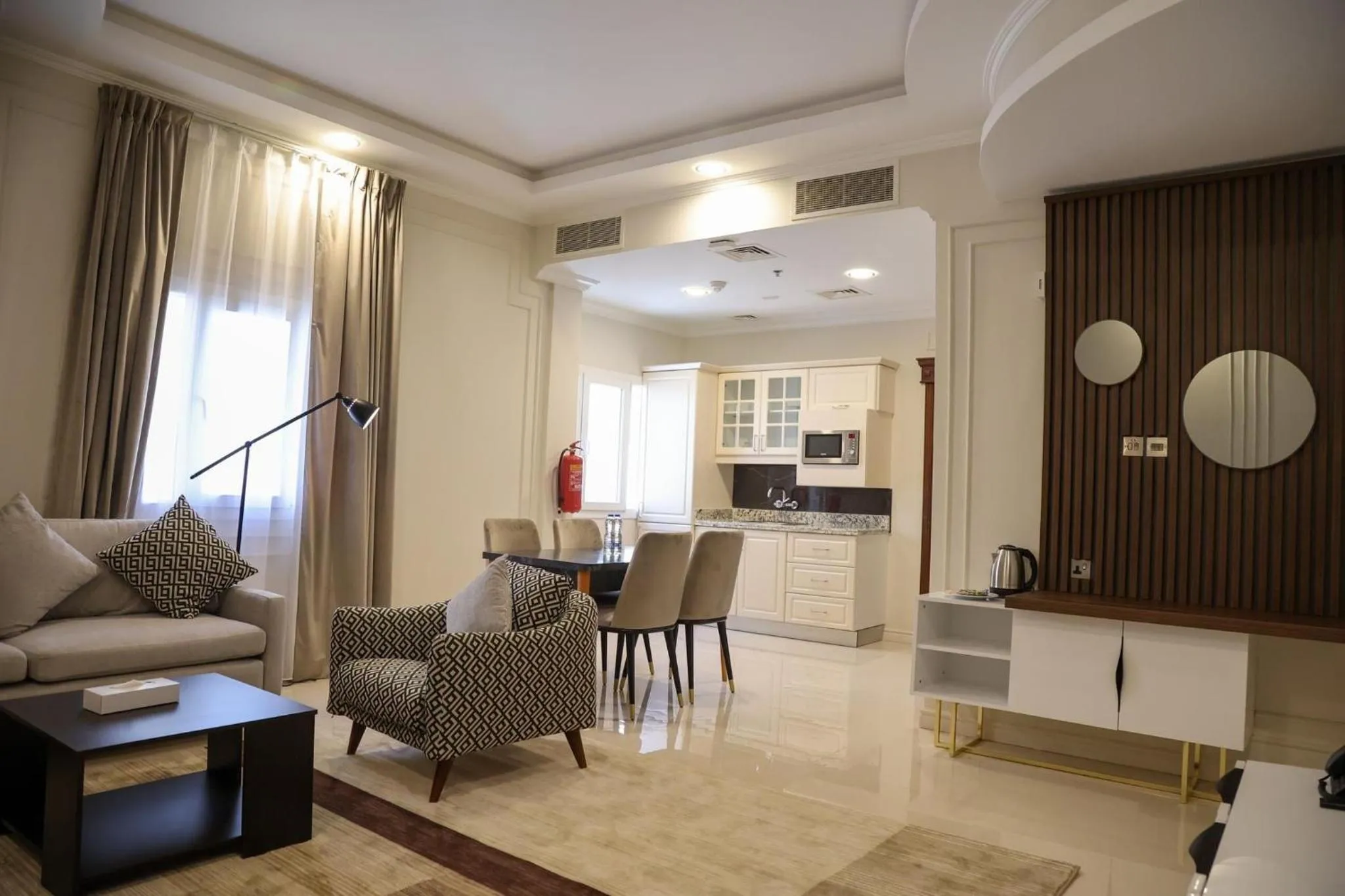 Living room in Abraj Royal Hotel