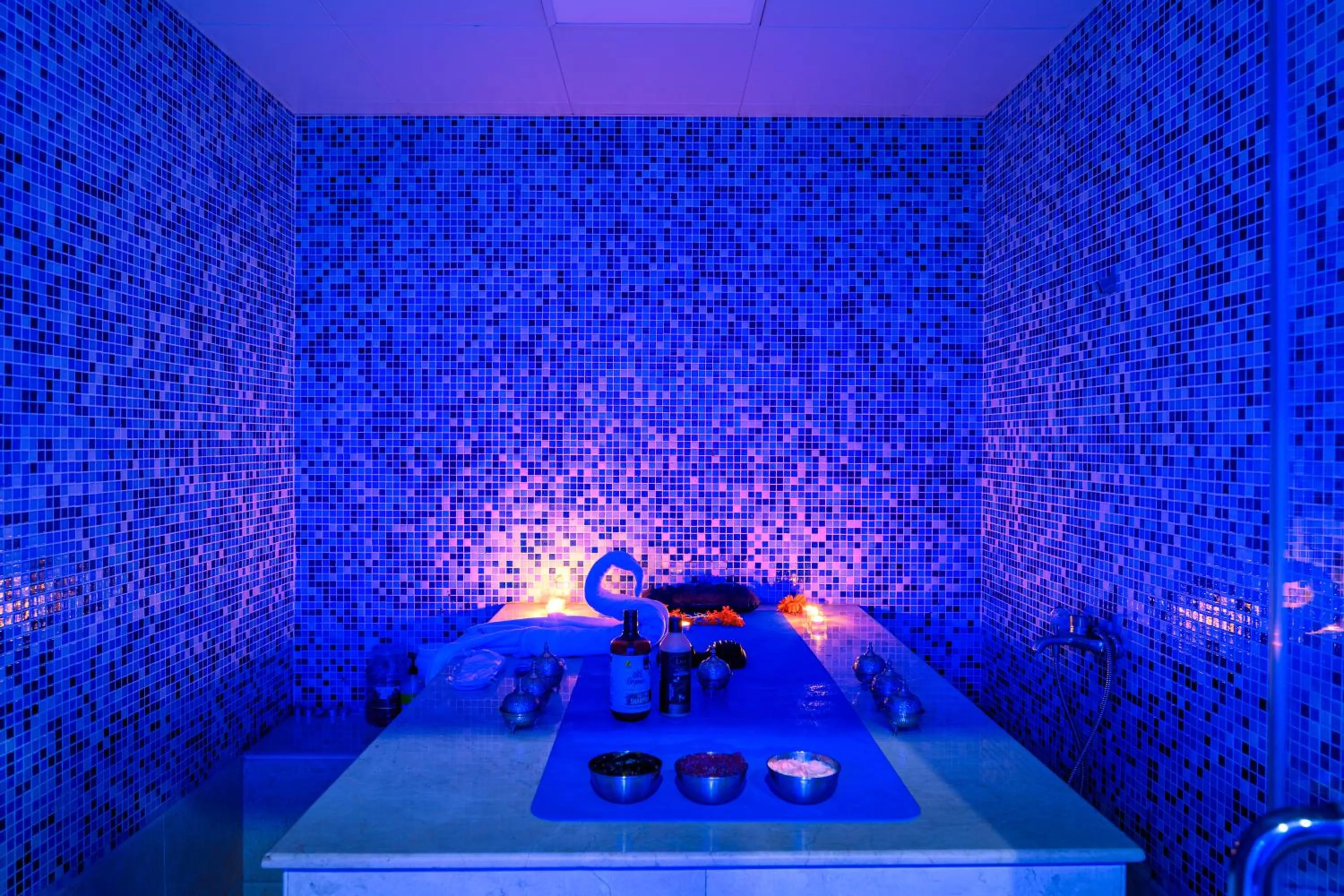 Massage in Abraj Royal Hotel