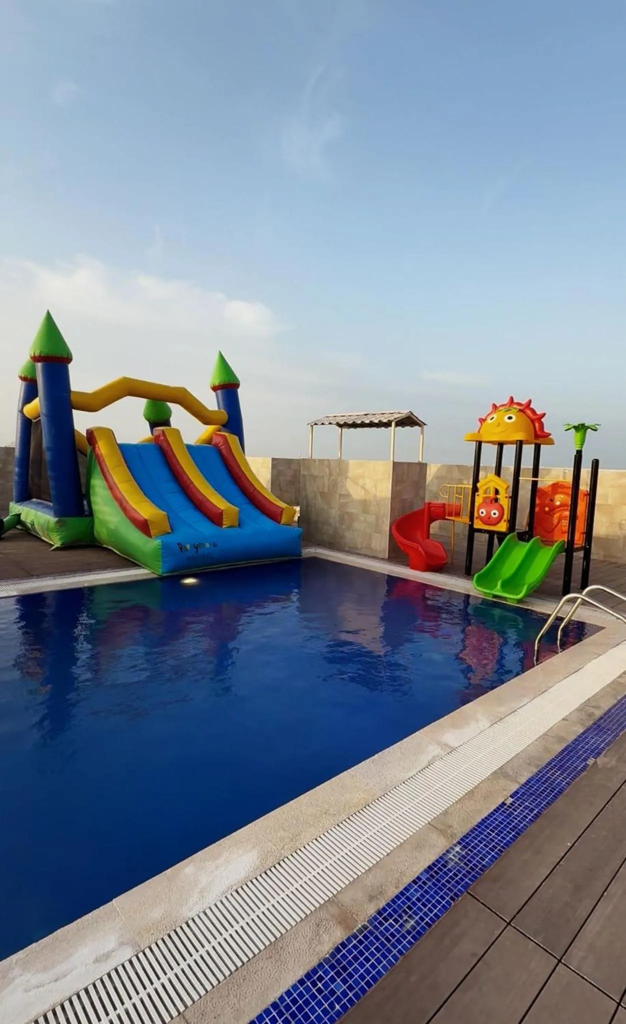 Balcony/Terrace in Abraj Royal Hotel