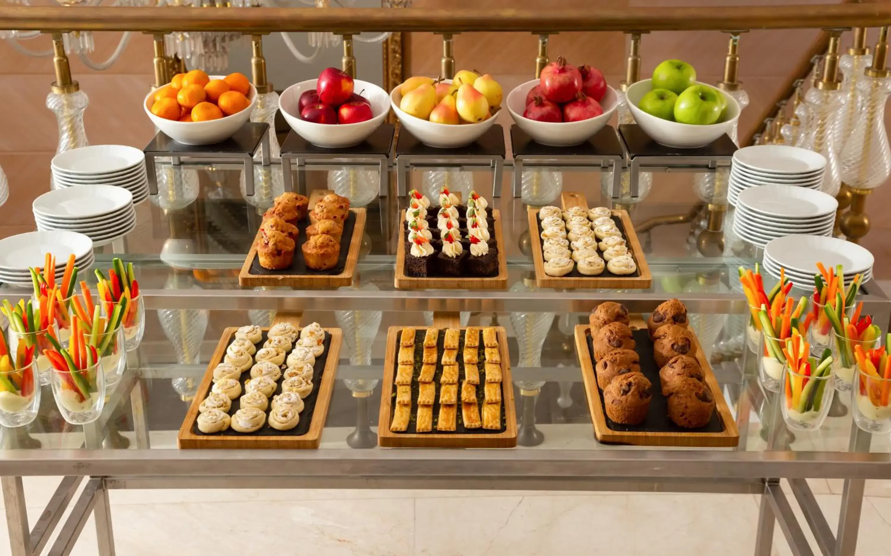 Breakfast in Badamdar Hotel and Residences Breakfast in Badamdar Hotel and Residences