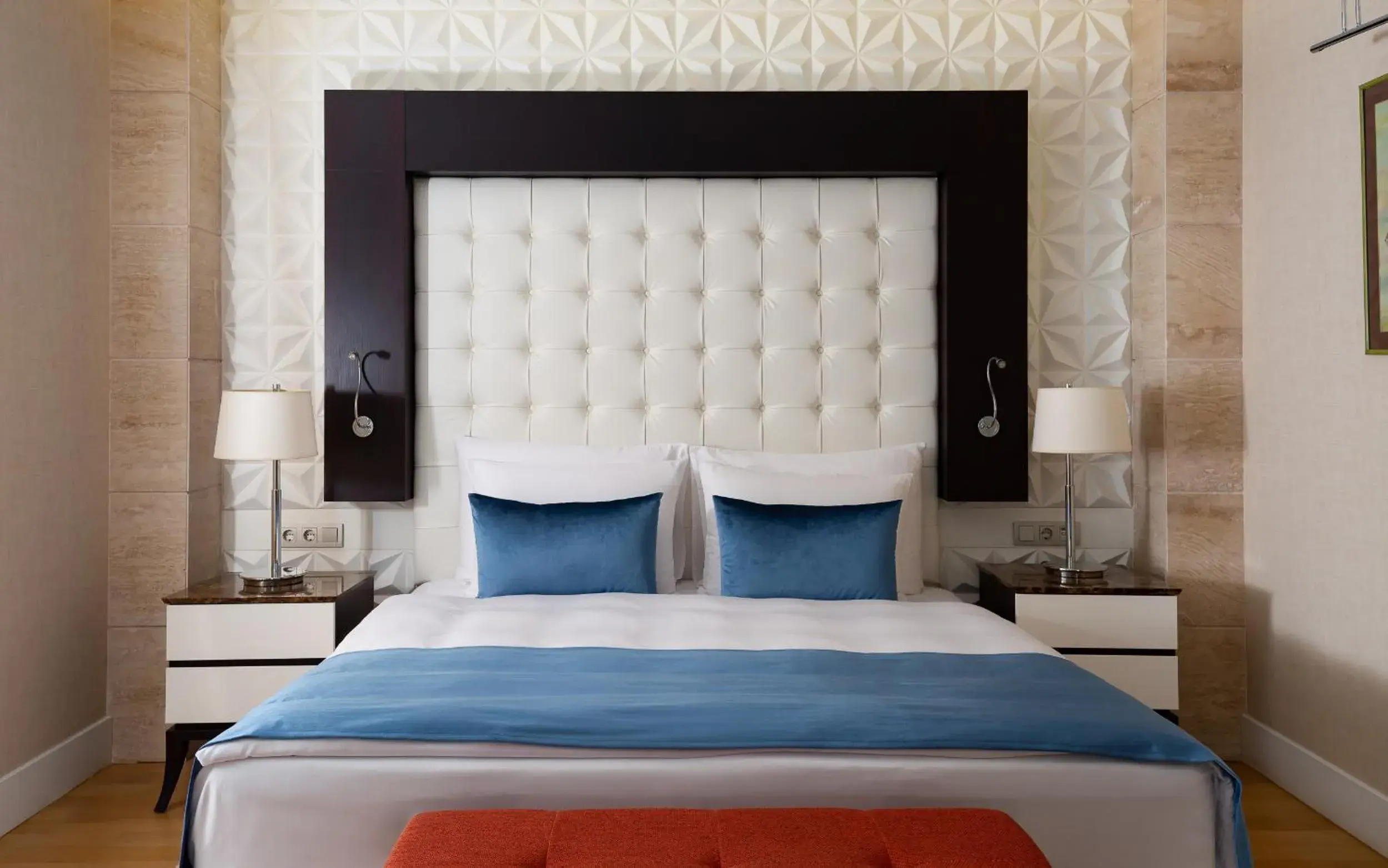 Deluxe King Room in Badamdar Hotel and Residences Deluxe King Room in Badamdar Hotel and Residences