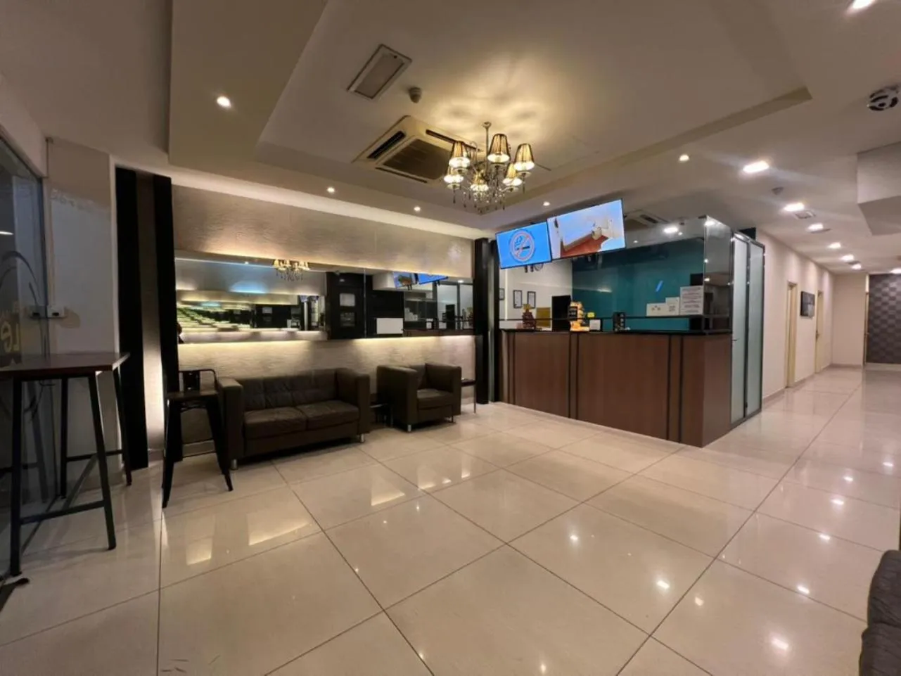 Lobby or reception in Smile Hotel Cheras Taman Segar