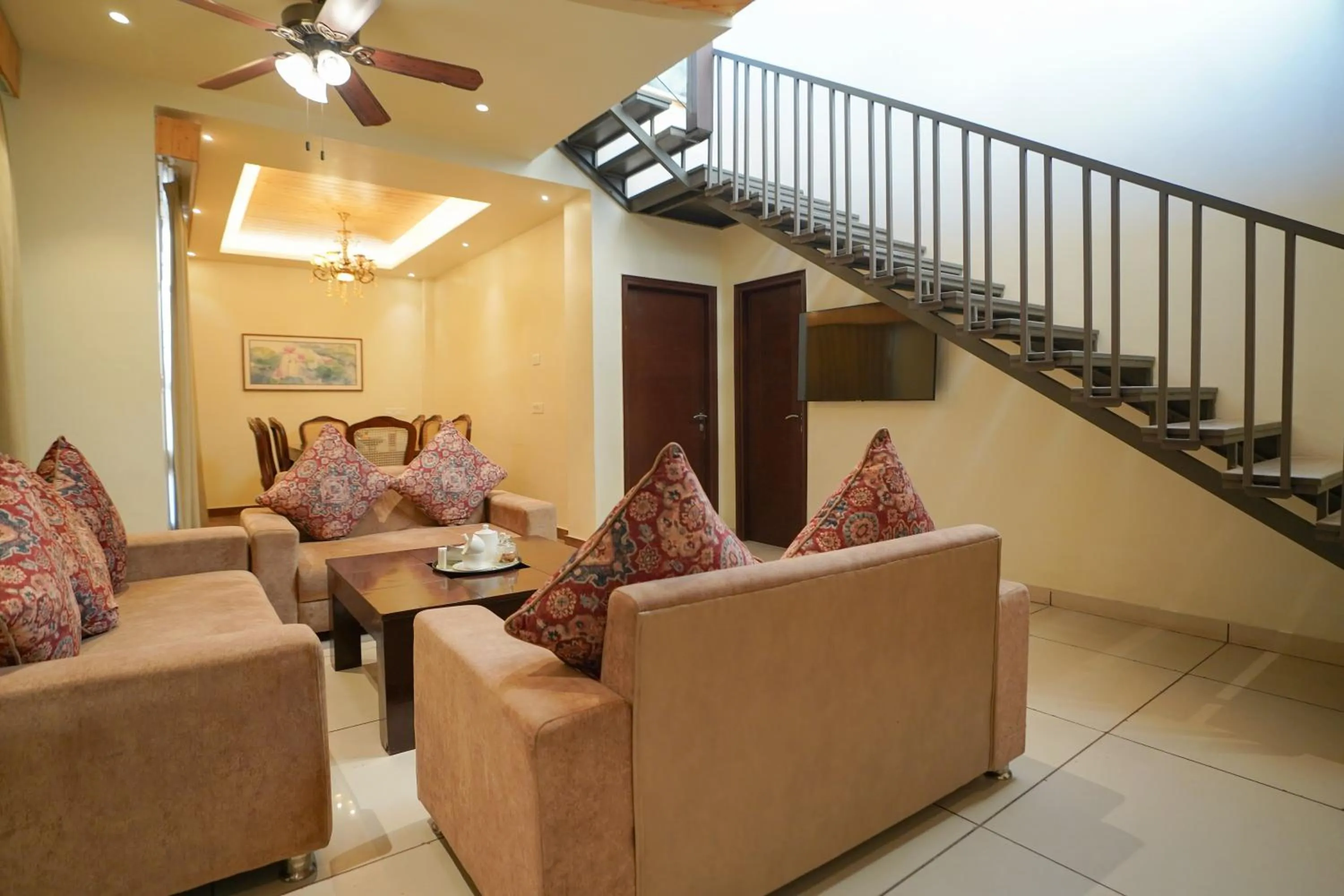 Living room in WelcomHeritage Parv Vilas Resort & Spa