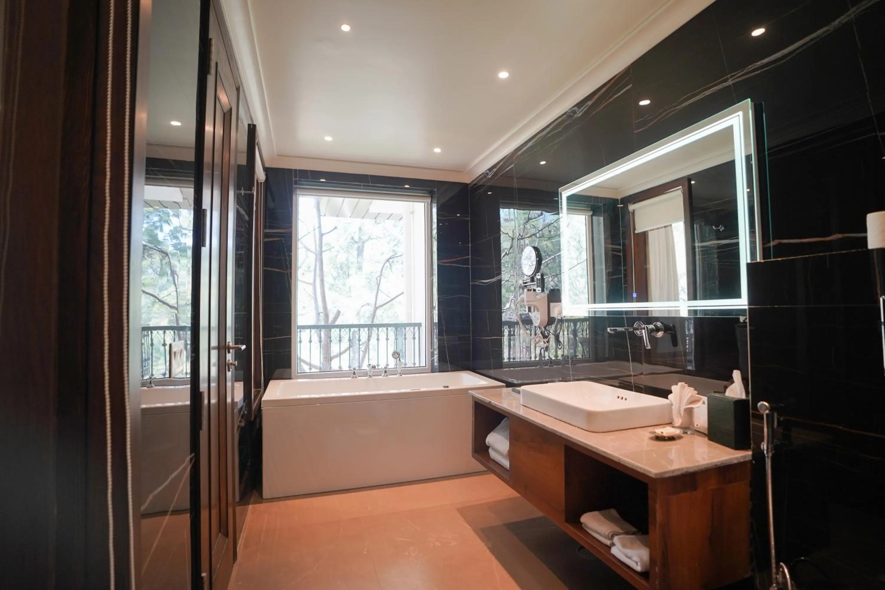 WelcomHeritage Parv Vilas Resort & Spa