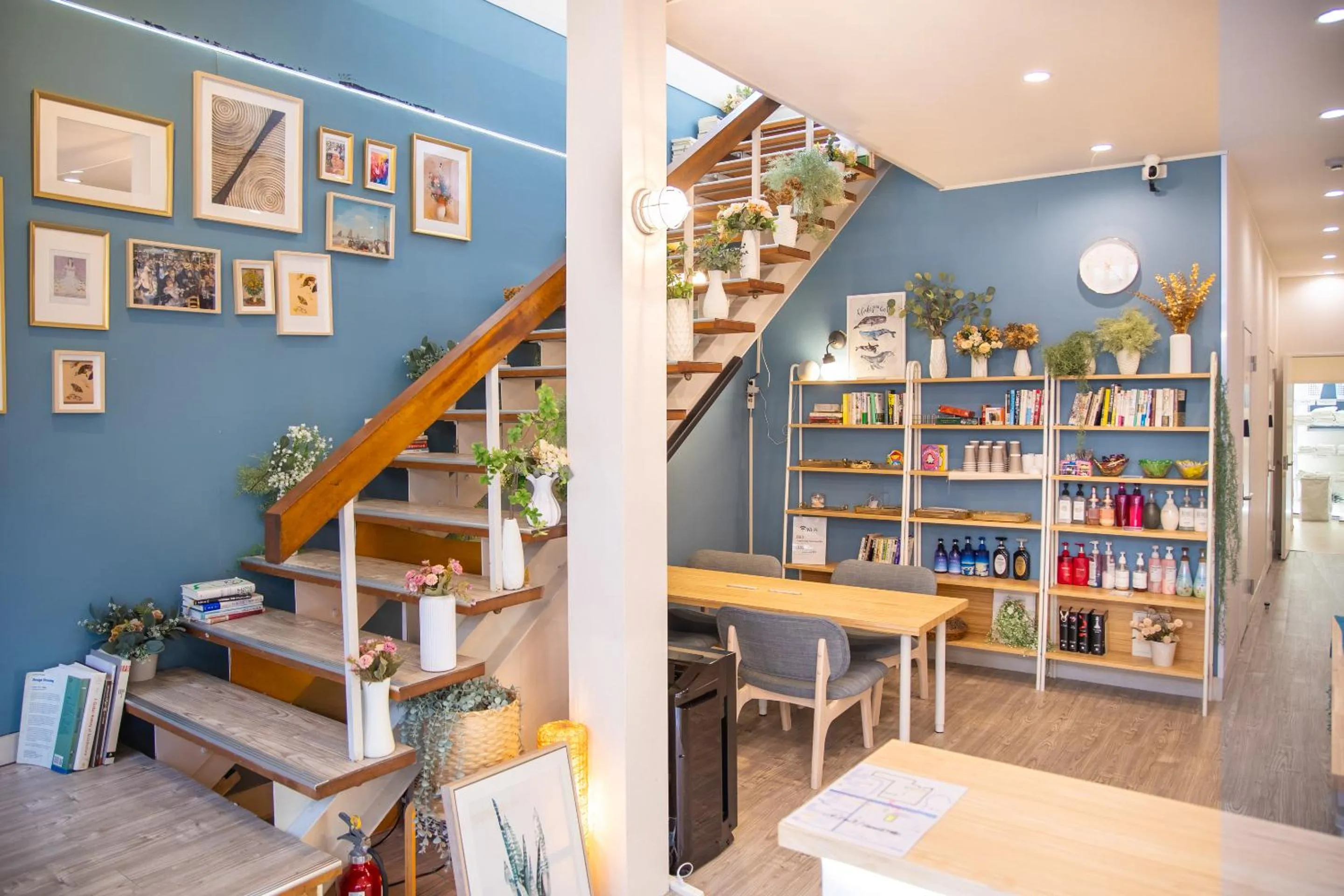 Facade/entrance in Comfy Stay Sarusawaike