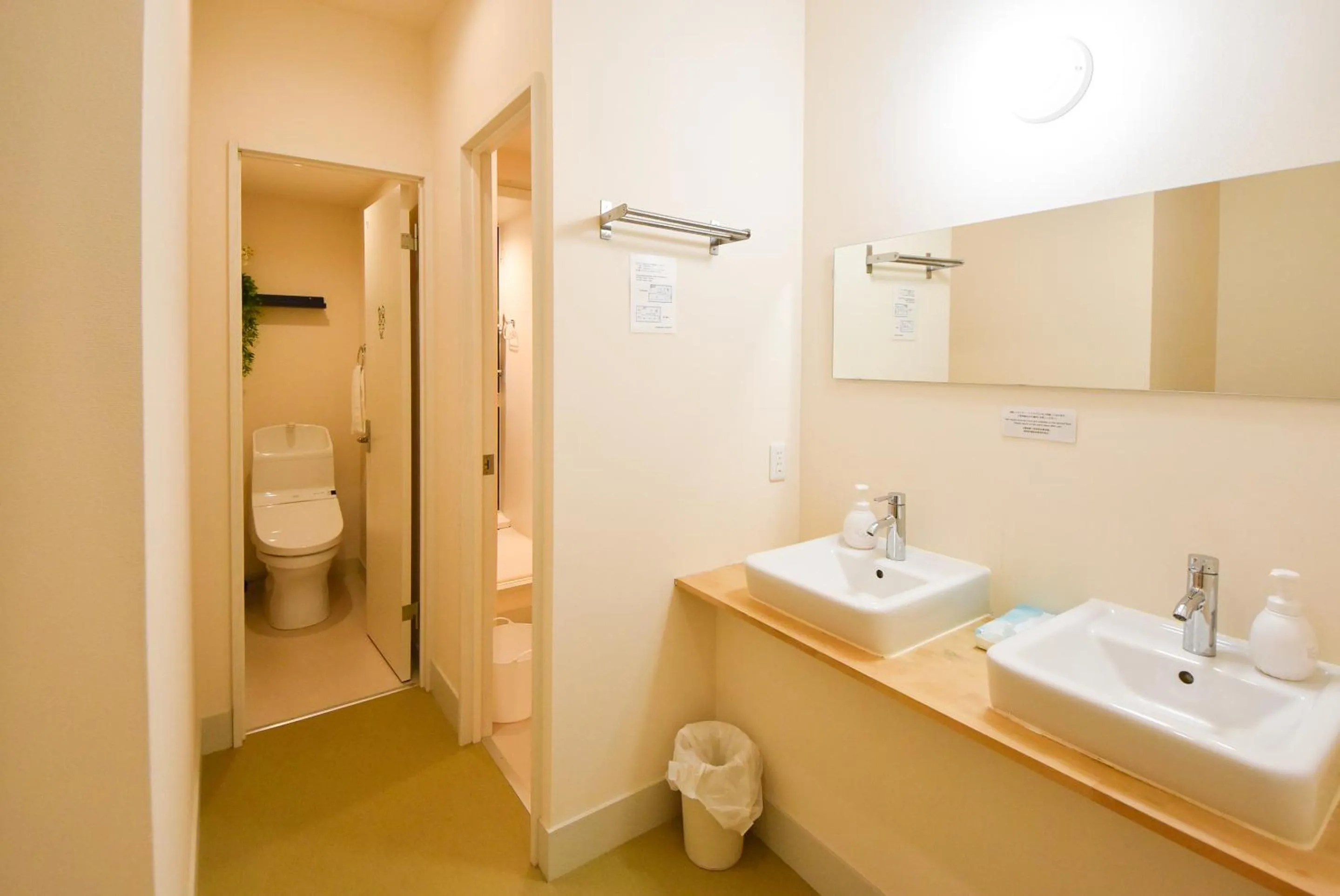 Toilet in Comfy Stay Sarusawaike