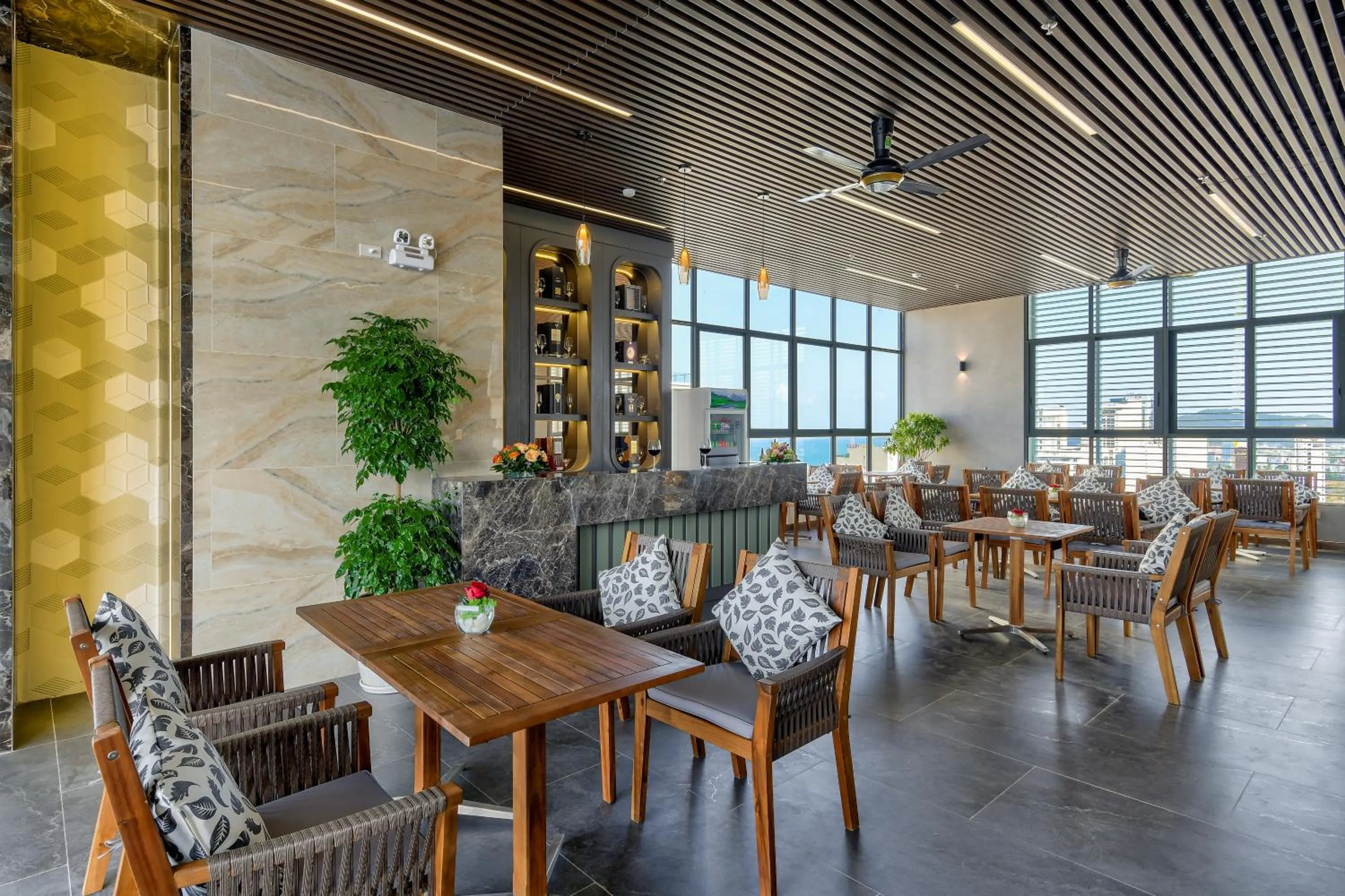 Maris Hotel Nha Trang