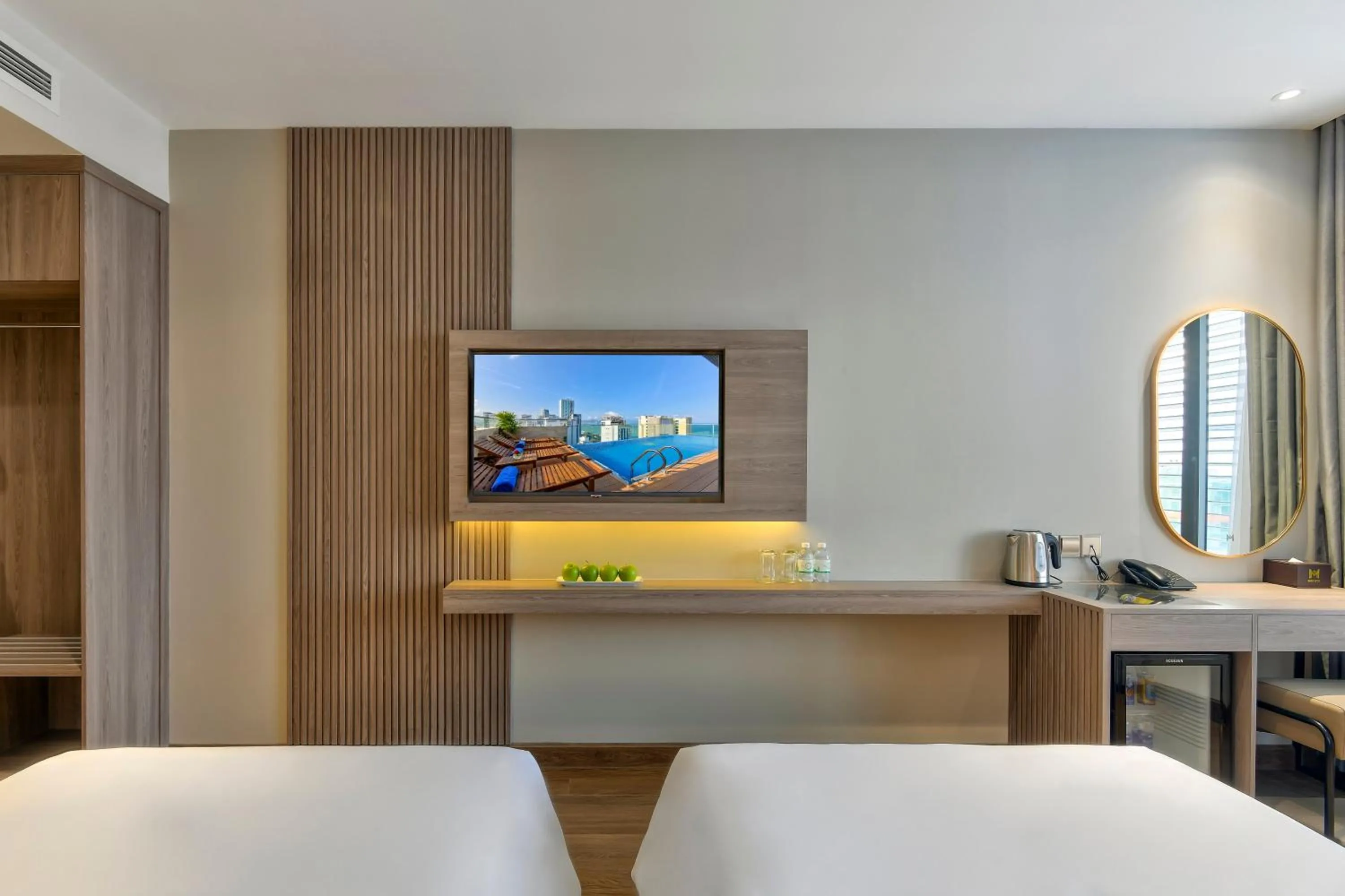 Bed in Maris Hotel Nha Trang