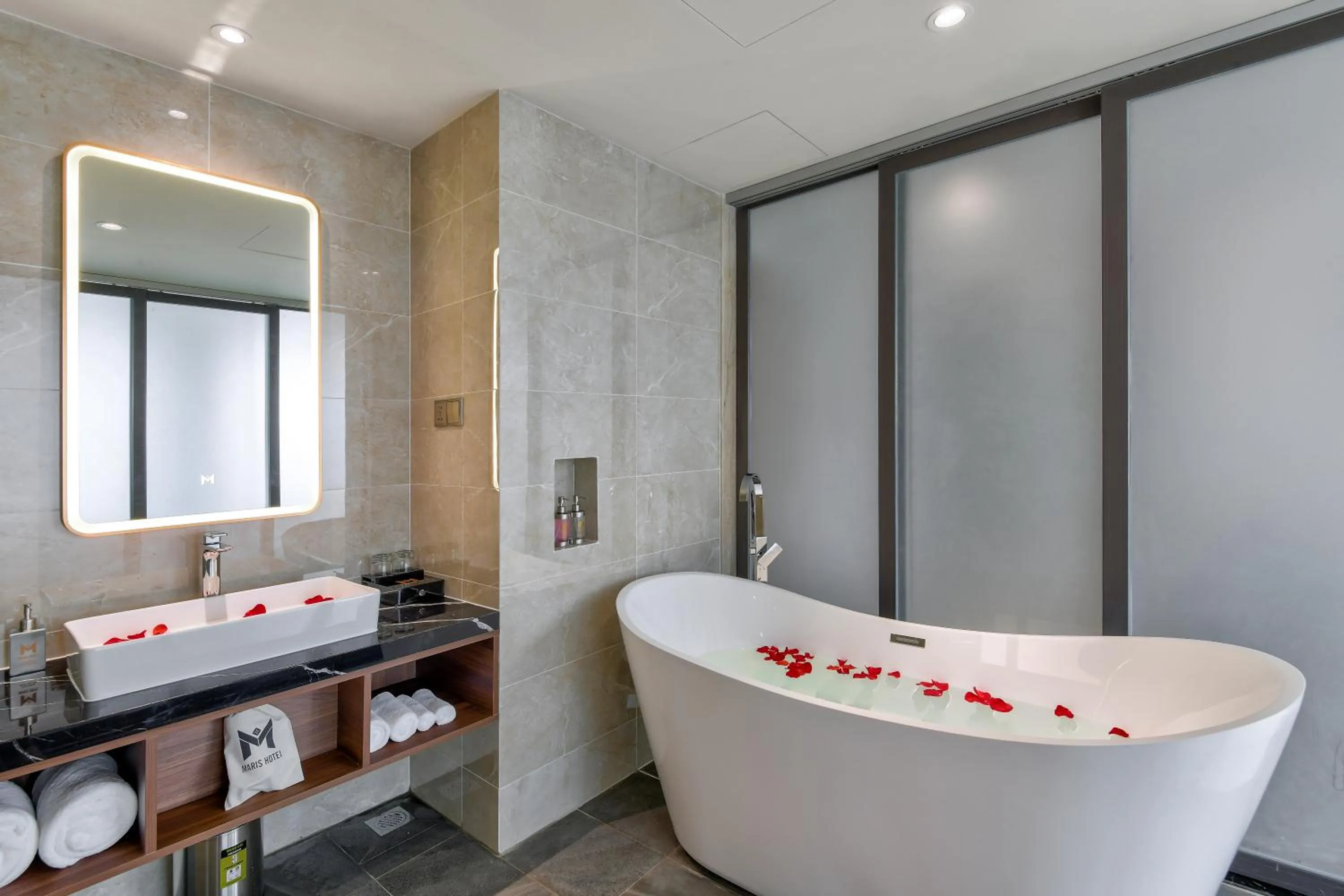 Maris Hotel Nha Trang