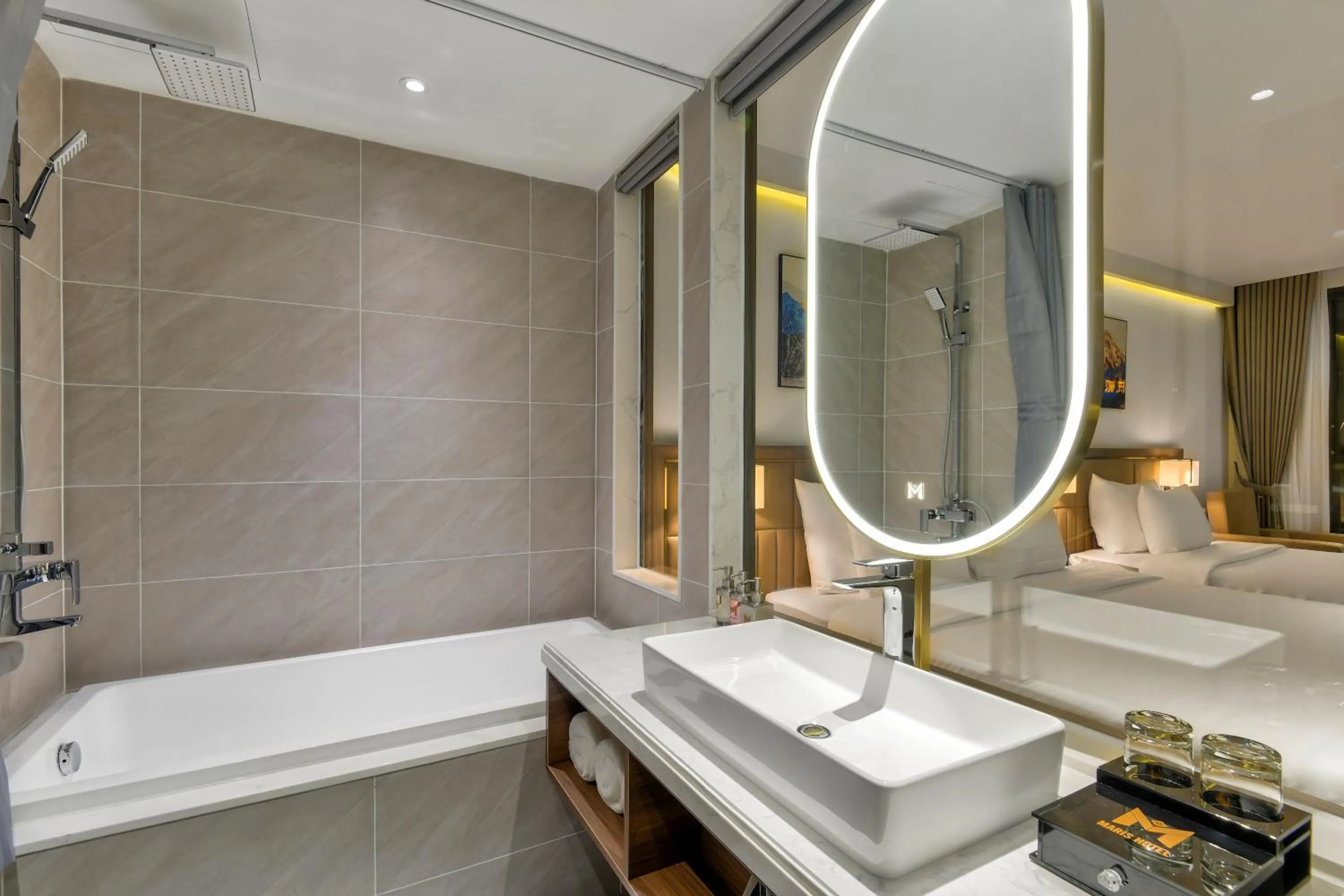 Bed in Maris Hotel Nha Trang